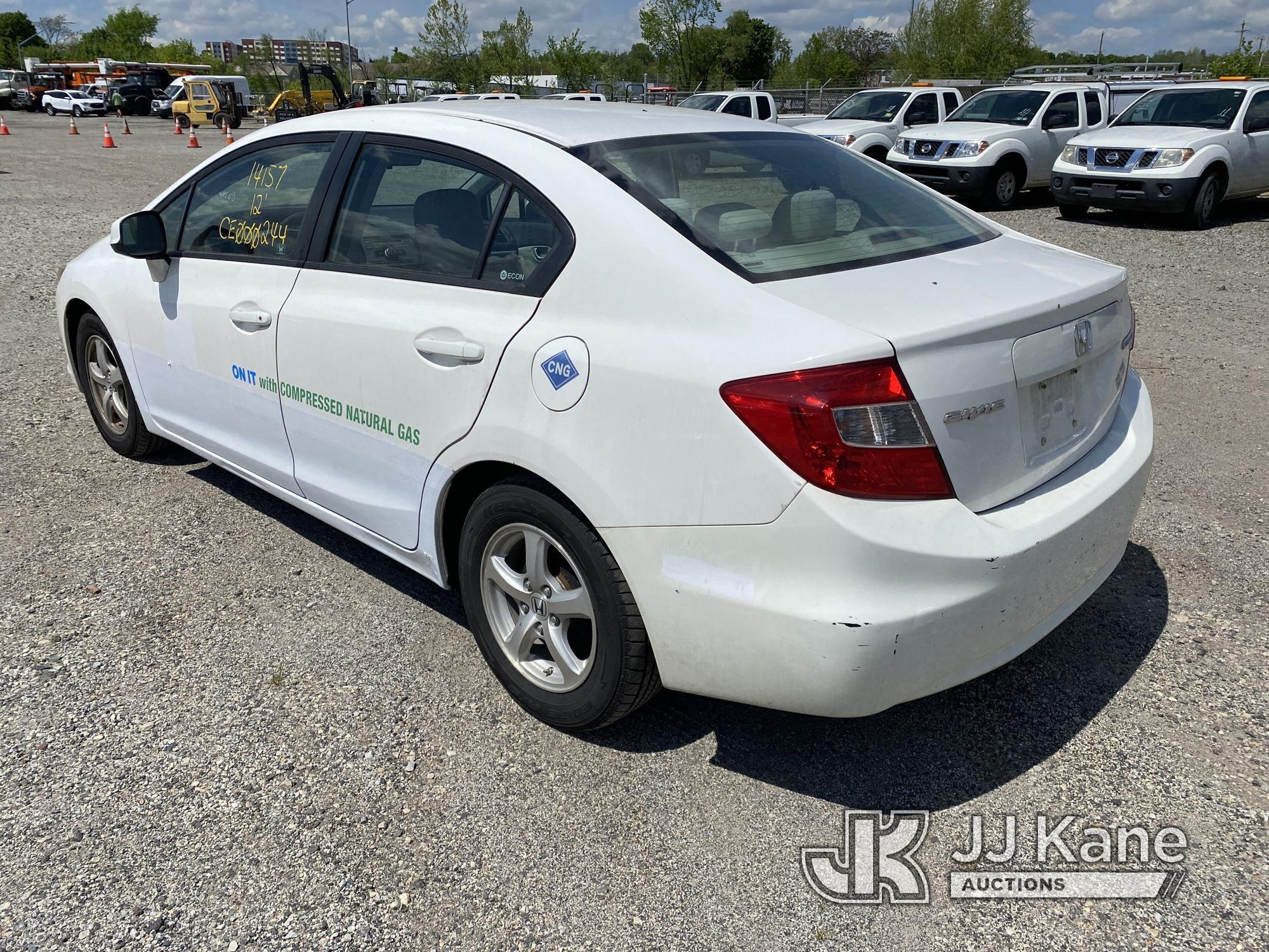 (Plymouth Meeting, PA) 2012 Honda Civic 4-Door Sedan CNG Only) (Runs & Moves, Body & Rust Damage