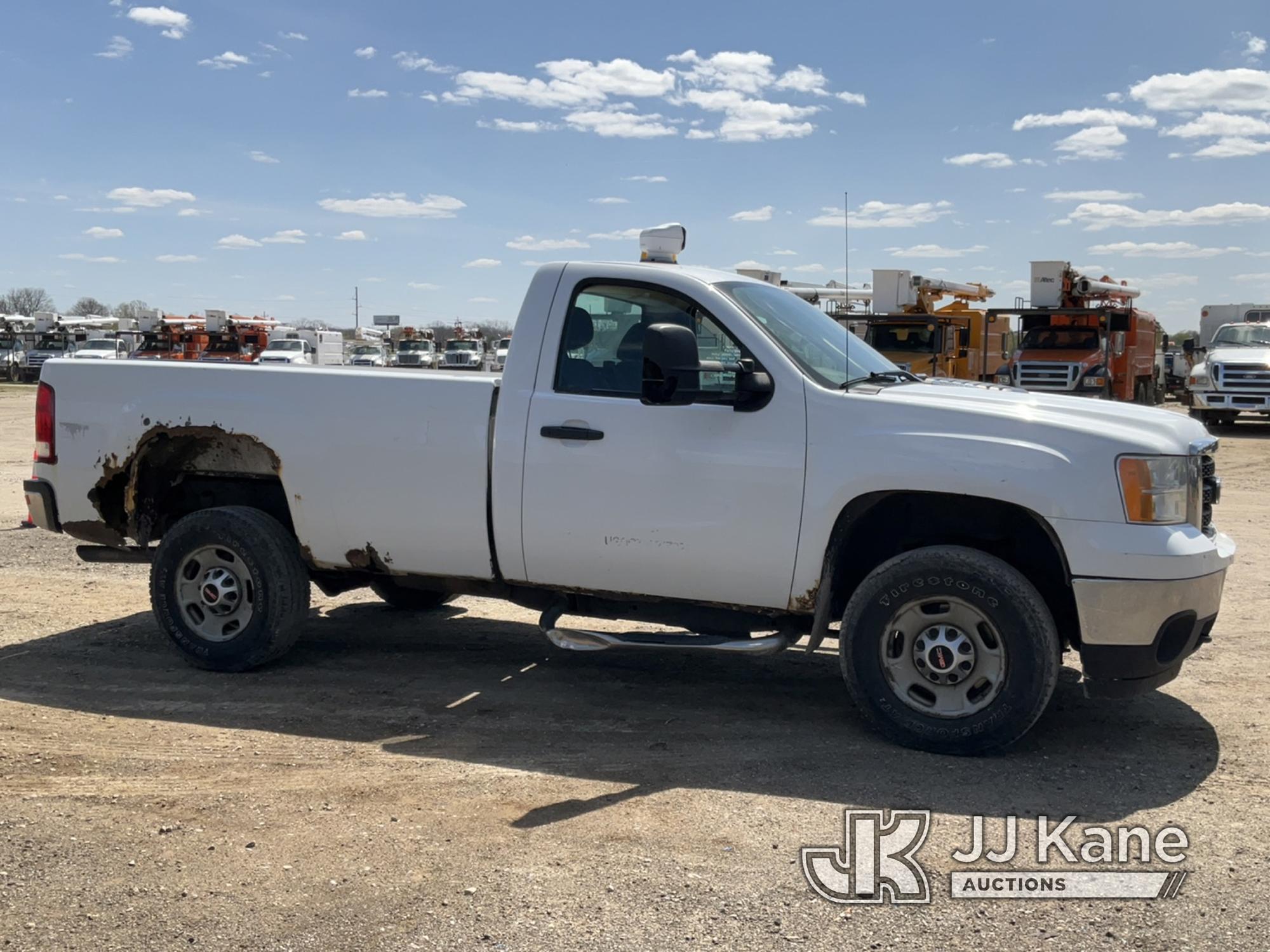 (Charlotte, MI) 2012 GMC Sierra 2500 4x4 Pickup Truck Runs & Moves) (Jump To Start, Traction Control