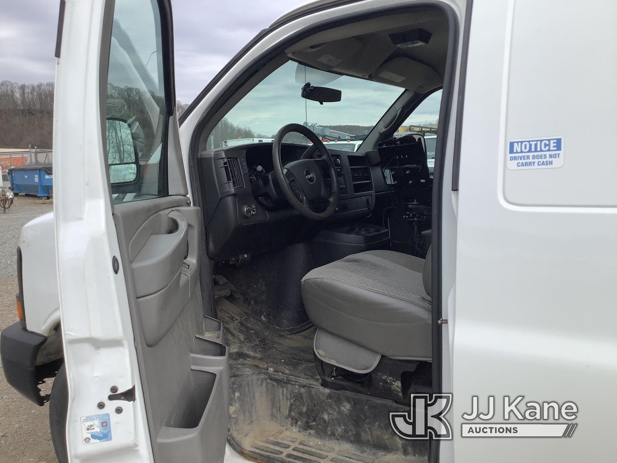 (Smock, PA) 2014 GMC G2500 Cargo Van Title Delay) (Runs & Moves, Jump To Start, Rust & Body Damage