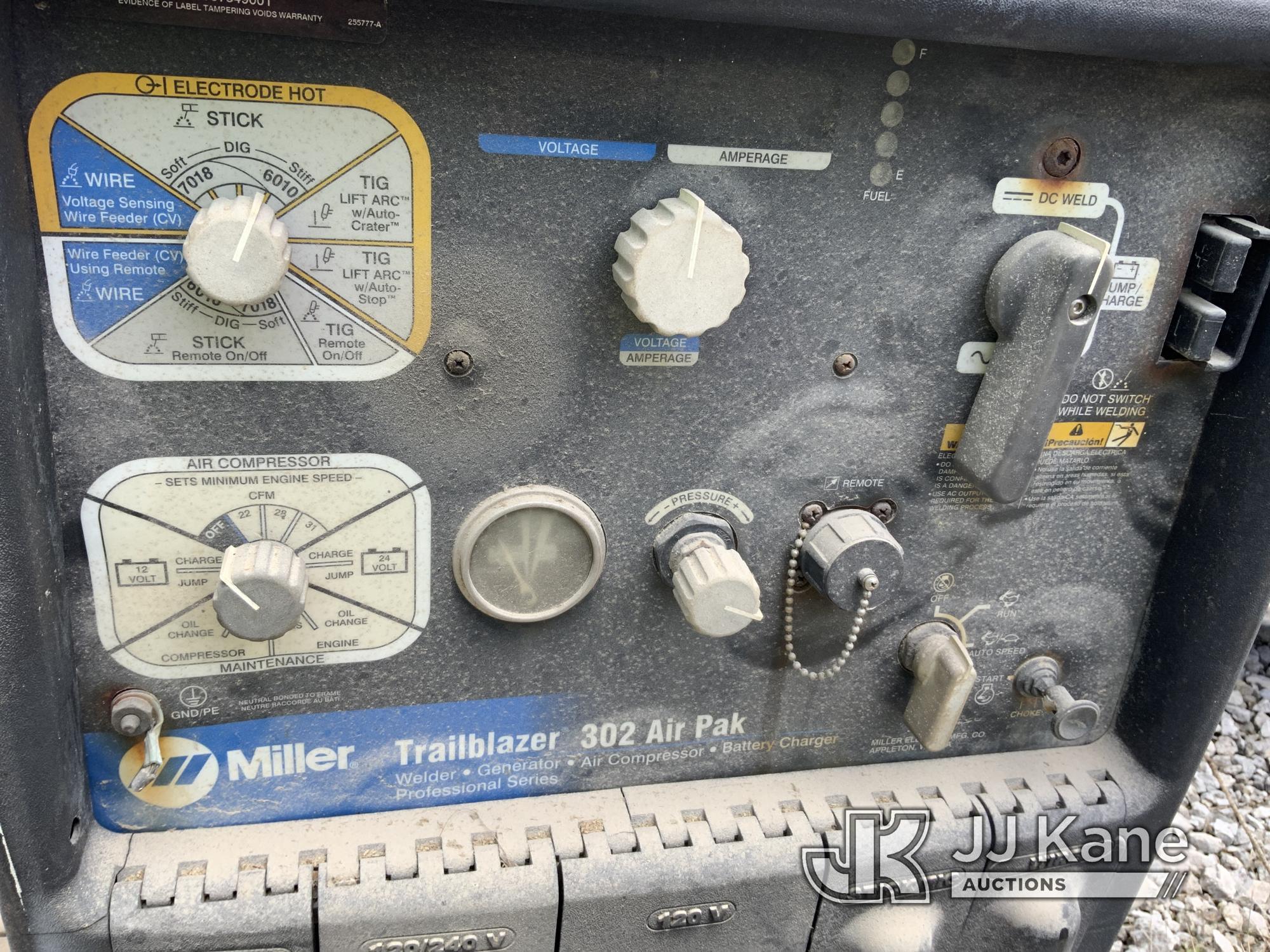 (Fort Wayne, IN) Miller Trailblazer 302 Air Pak Welder/Generator Condition Unknown