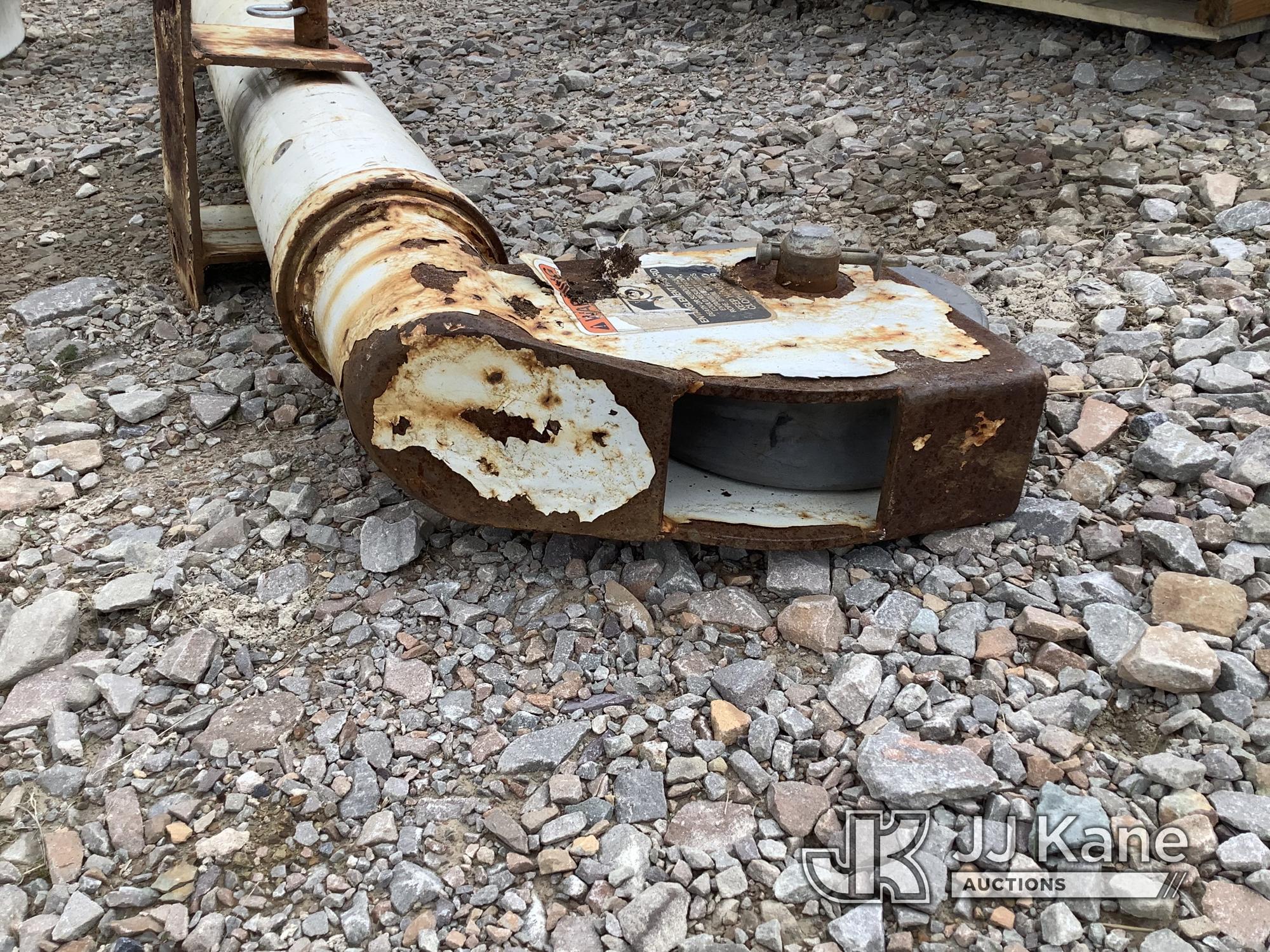 (Smock, PA) Digger Derrick Platform & Accessories Condition Unknown