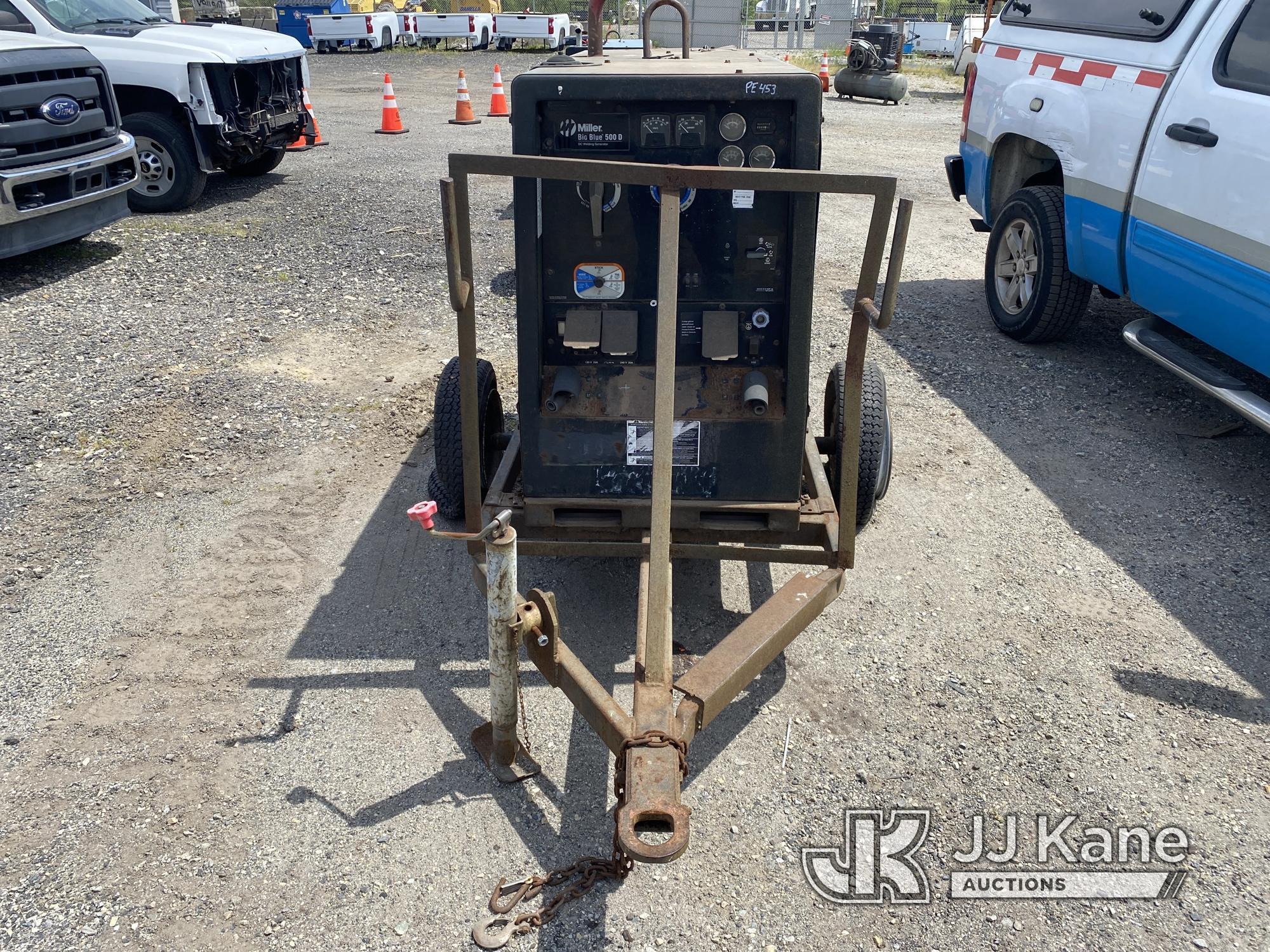 (Plymouth Meeting, PA) Miller Big Blue 500D Welder/Generator Not Running, Condition Unknown, Tires O