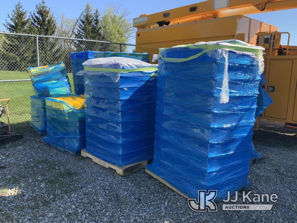 (Fort Wayne, IN) (8) Pallets Plastic Storage Bins (Used Used, Condition Unknown