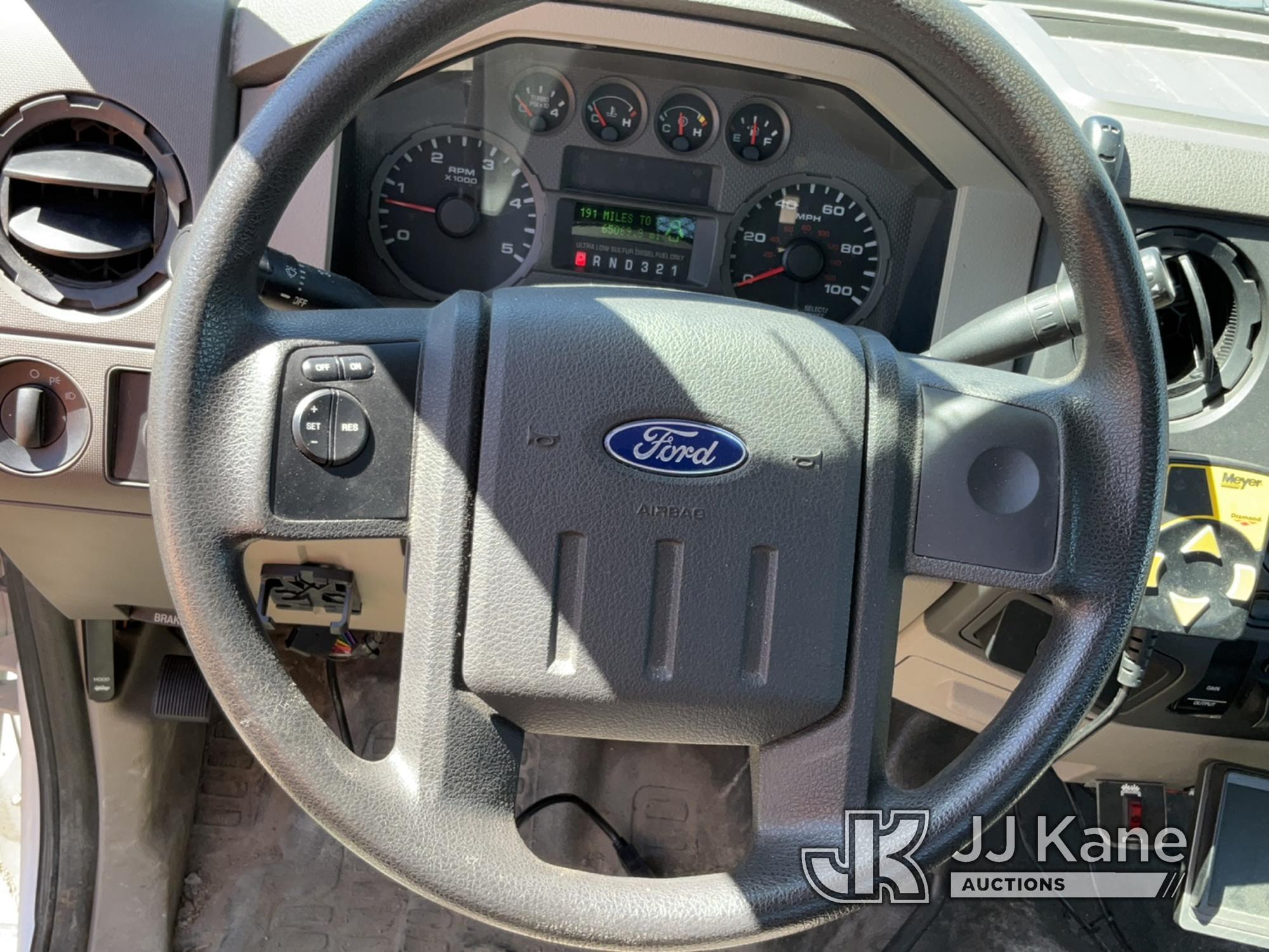 (Charlotte, MI) 2008 Ford F350 4x4 Flatbed Truck Runs, Moves, Rust, Rotted Boards On Bed