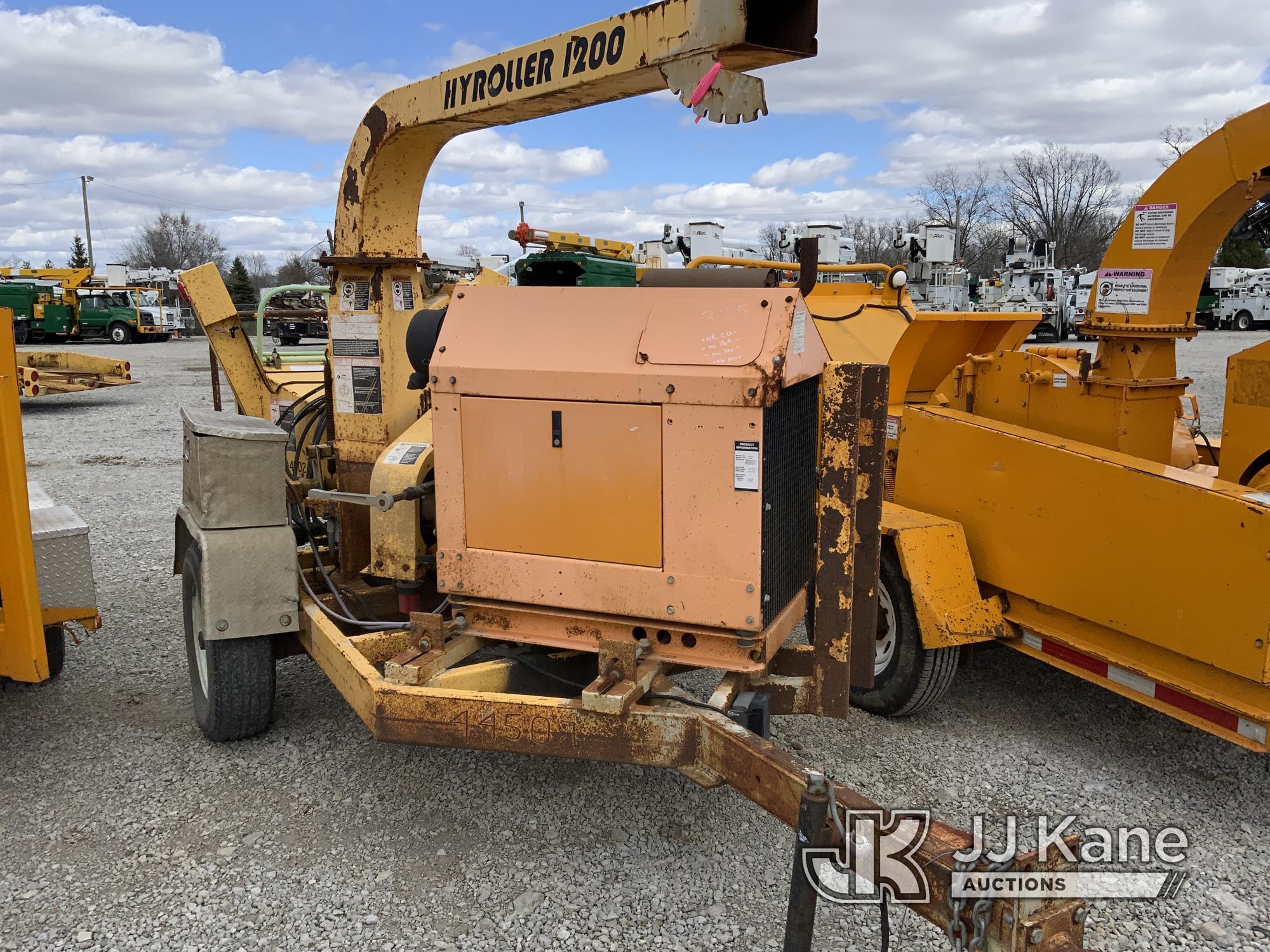 (Fort Wayne, IN) 2004 Wood Chuck 1200 Chipper (13in Disc), trailer mtd. NO TITLE, CERTIFICATE OF ORI