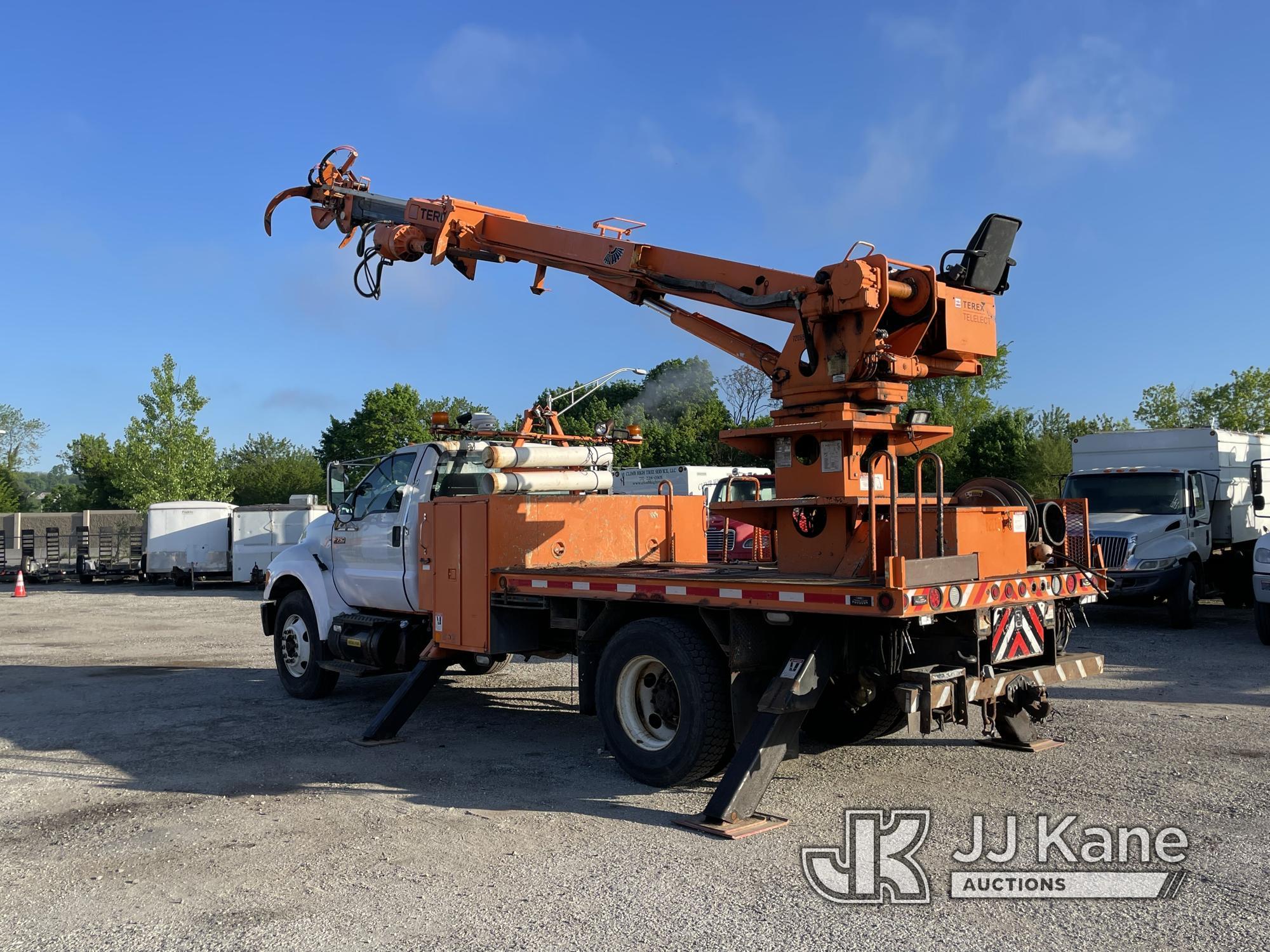 (Plymouth Meeting, PA) Terex Commander 4047, Digger Derrick rear mounted on 2011 Ford F750 Utility T