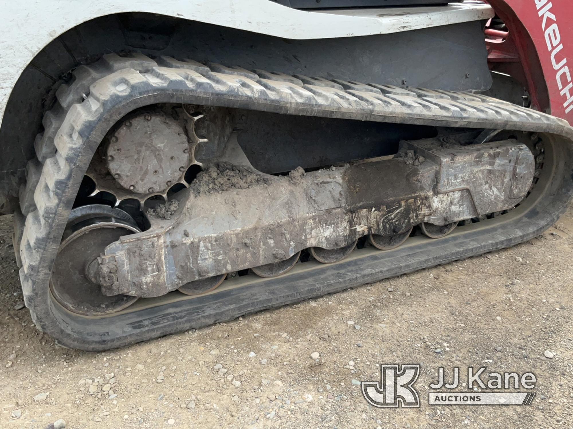 (Charlotte, MI) 2019 Takeuchi TL12 Skid Steer Loader Runs, Moves, Loader Operates, Smoky Exhaust, Mu