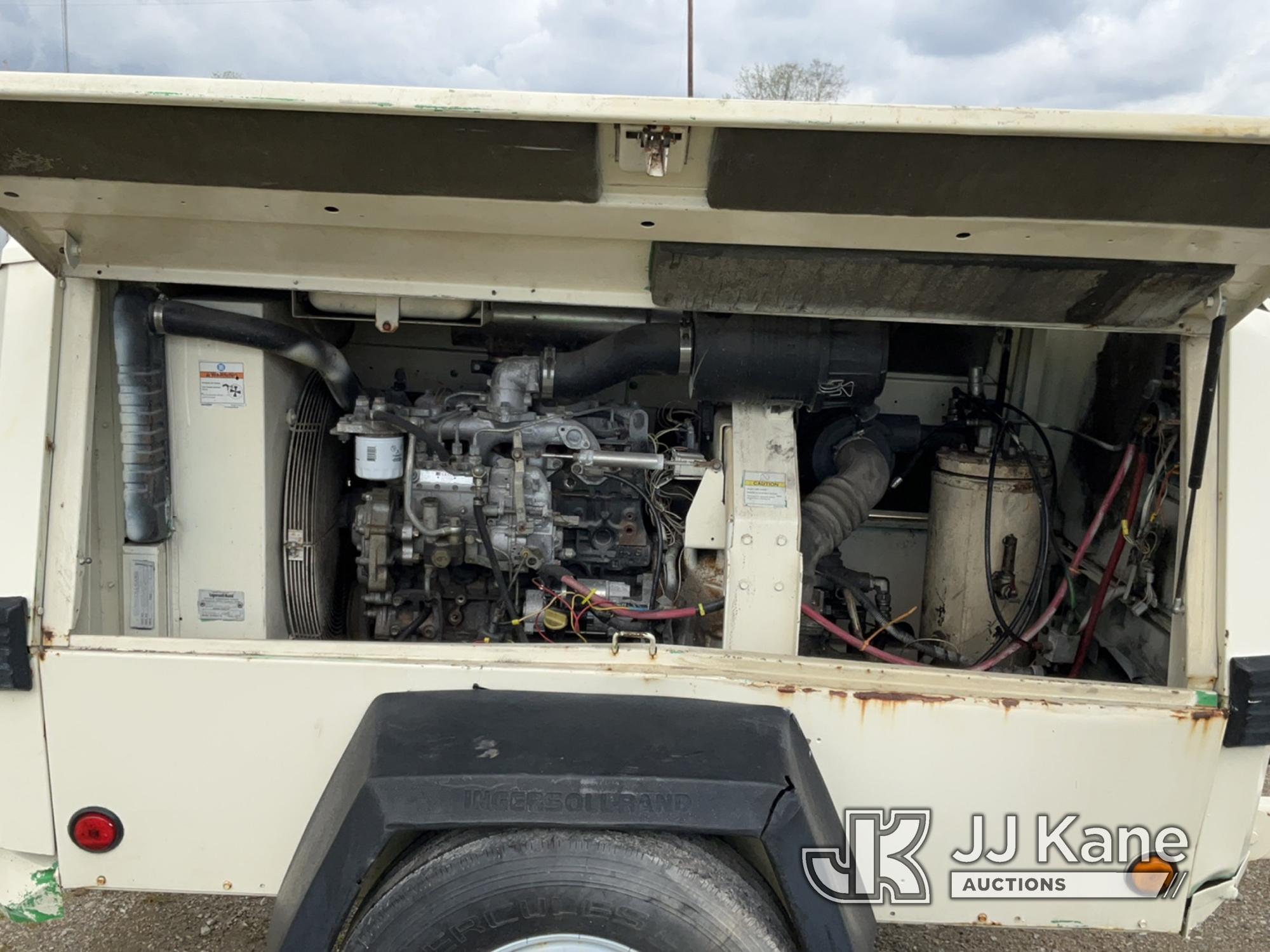 (Charlotte, MI) Ingersoll Rand P185 Portable Air Compressor No Title, Runs, Makes Air