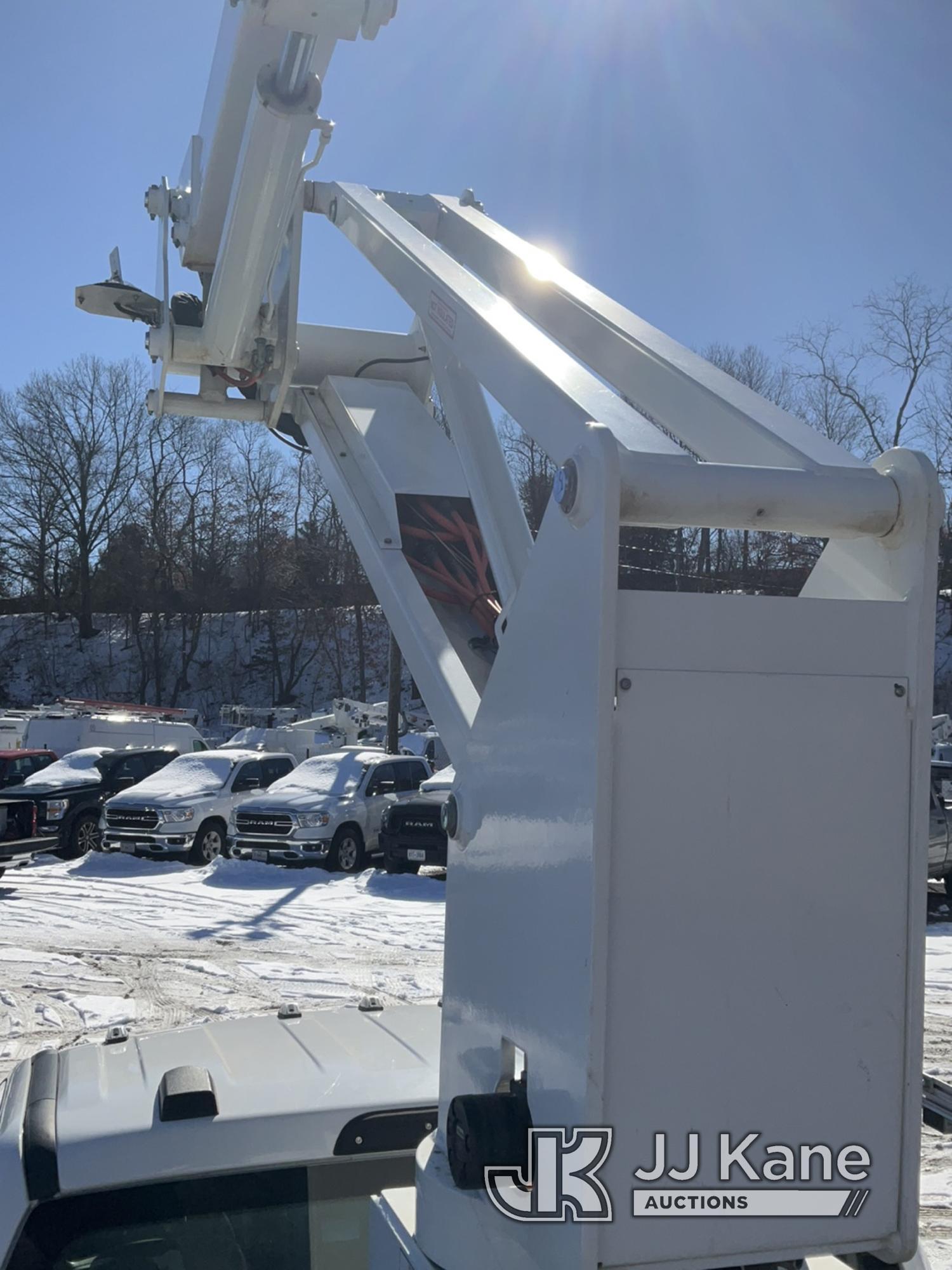 (Kings Park, NY) ETI ETC35SNT, Articulating & Telescopic Non-Insulated Bucket Truck mounted behind c