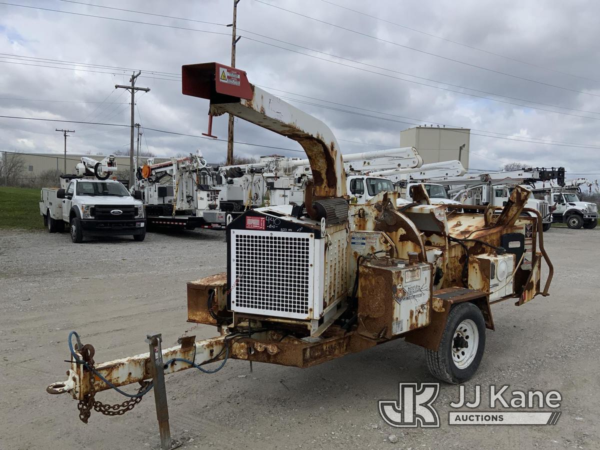 (Fort Wayne, IN) 2015 Morbark M12D Chipper (12in Drum), trailer mtd. NO TITLE) (Runs & Operates) (Ru