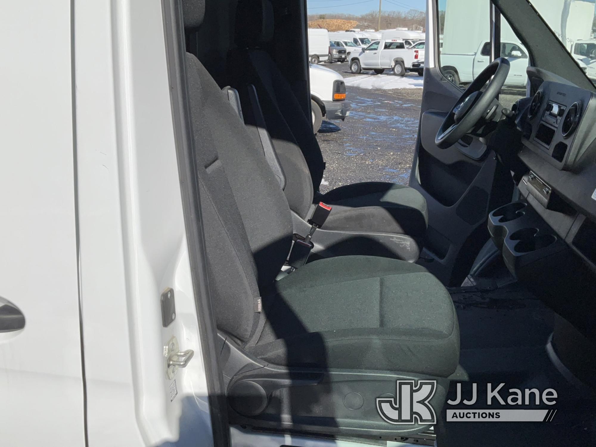 (Kings Park, NY) 2022 Mercedes-Benz Sprinter 2500 Cable Splicing Van Runs & Moves) (Inspection and R