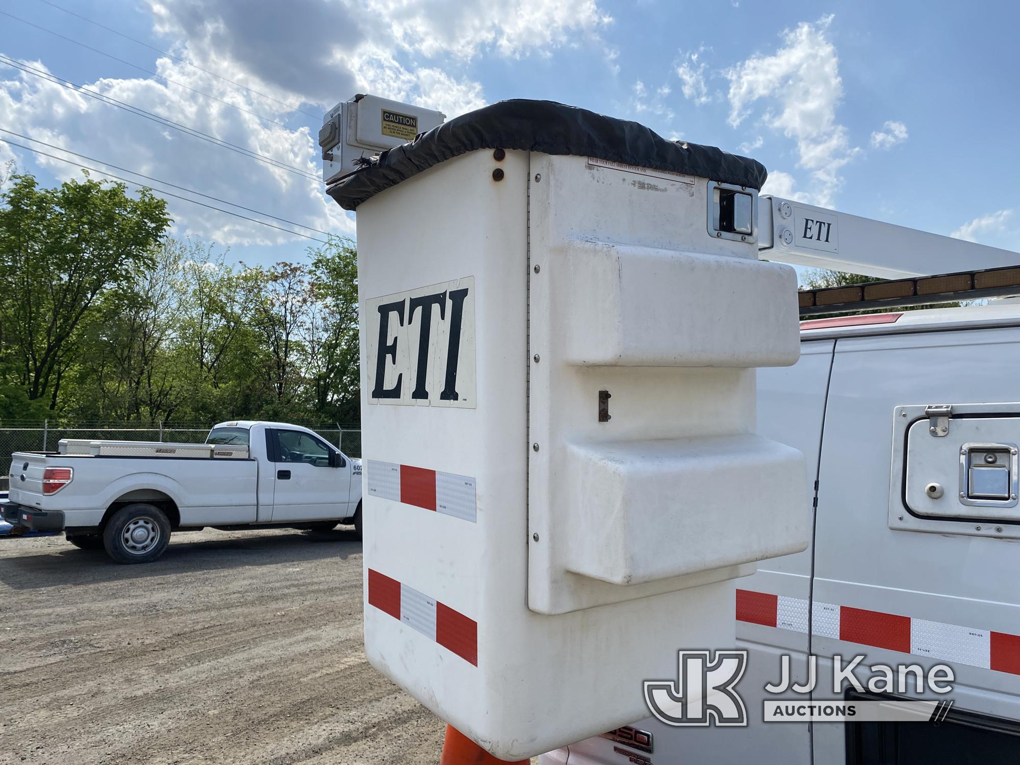 (Plymouth Meeting, PA) ETI ETT29-SNV, Telescopic Non-Insulated Bucket Van mounted on 2013 Ford E350