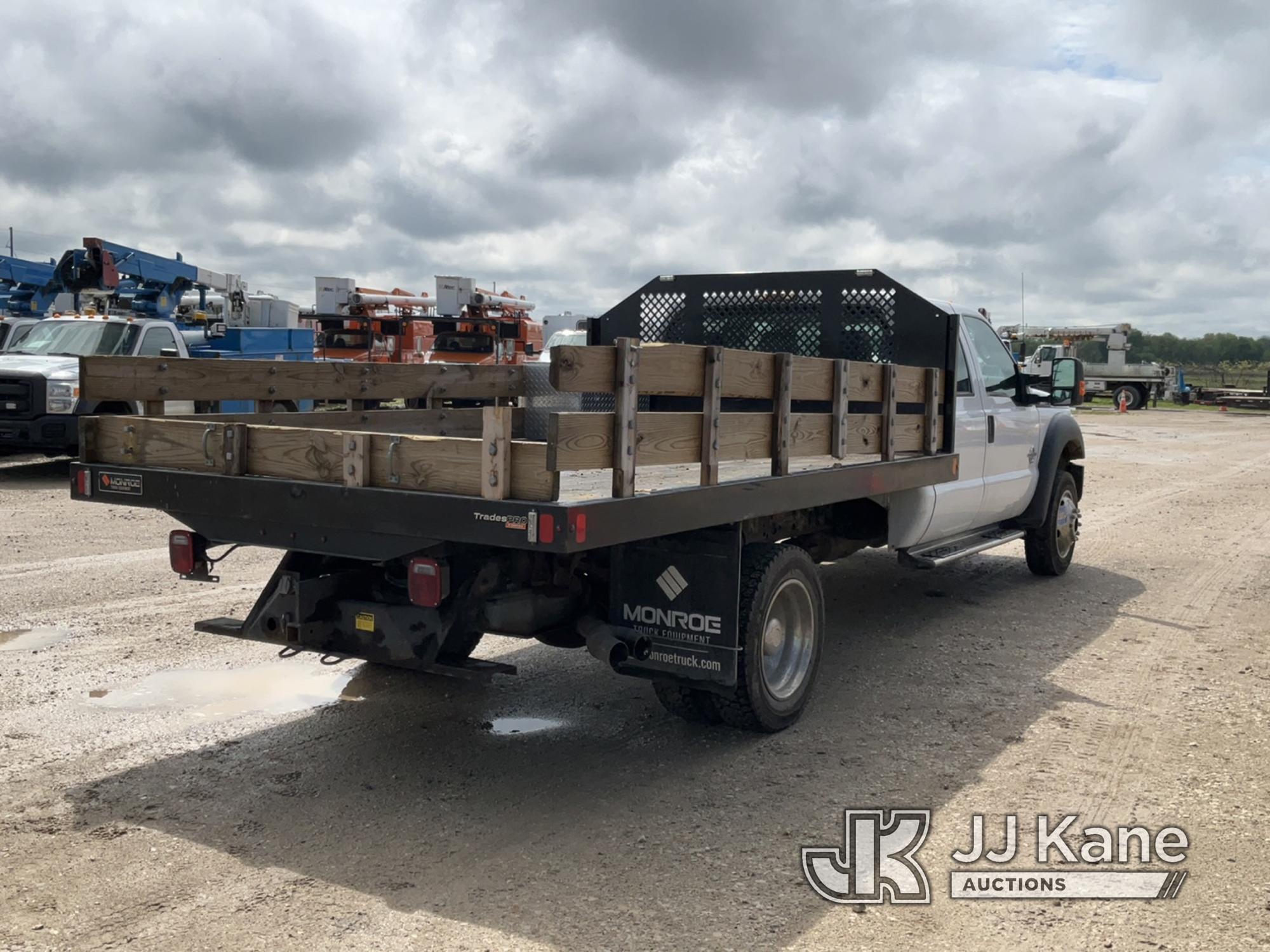 (Charlotte, MI) 2013 Ford F550 4x4 Crew-Cab Flatbed Truck Runs, Moves, Rust , Cracked Windshield