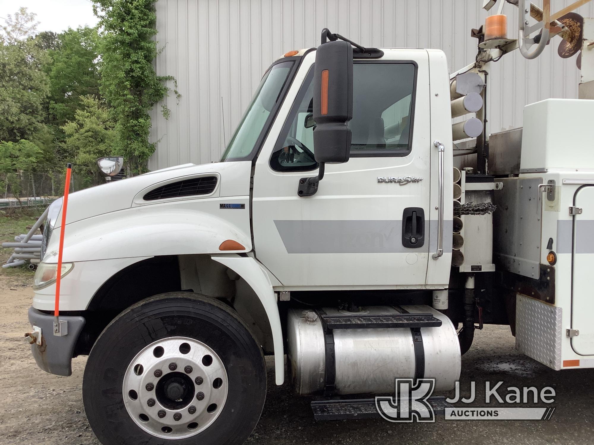 (Harmans, MD) Terex/Telelect Commander C4045, Digger Derrick rear mounted on 2011 International 4400