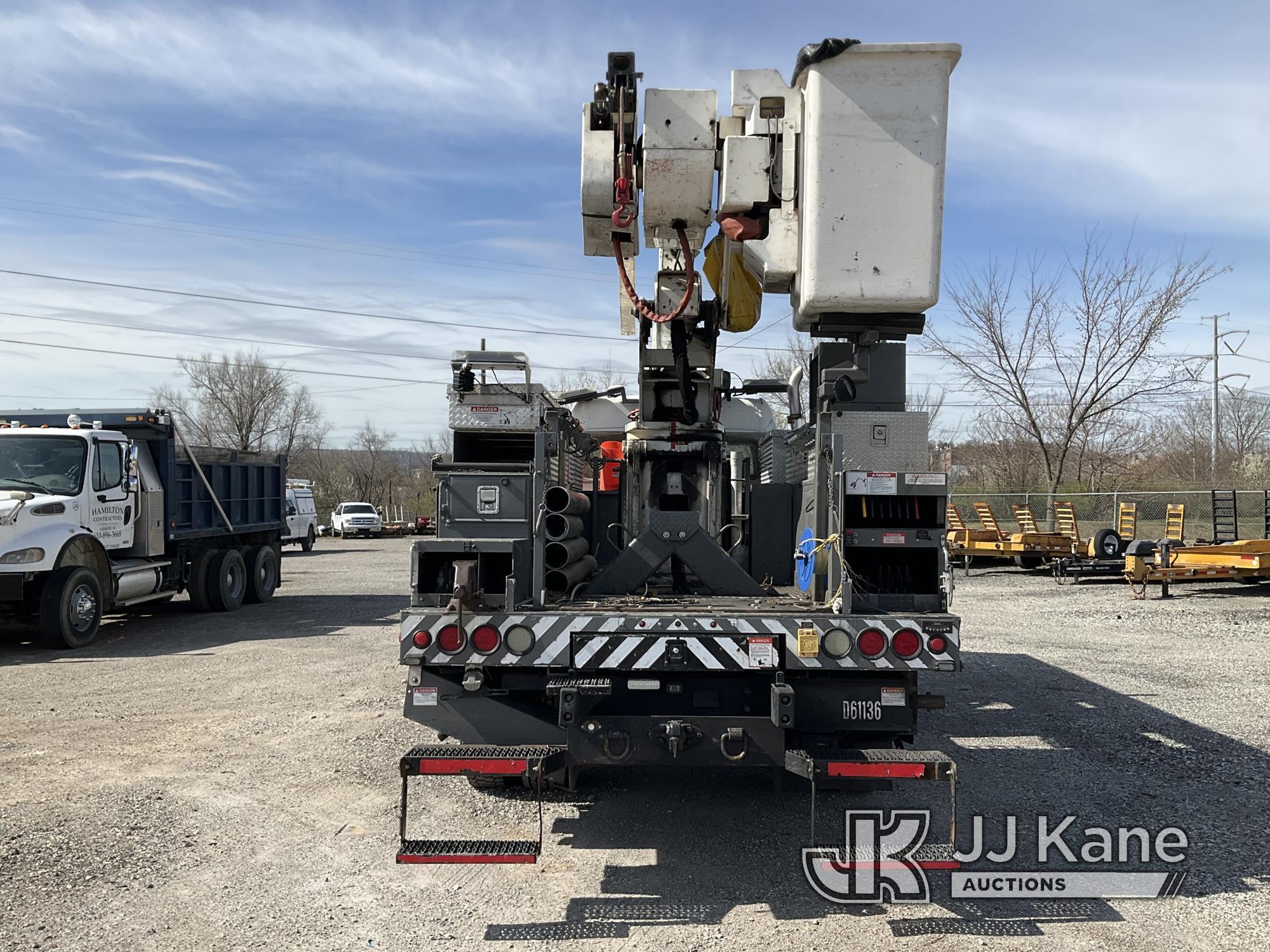 (Plymouth Meeting, PA) Terex Hi-Ranger HR-52M, Material Handling Bucket Truck center mounted on 2013