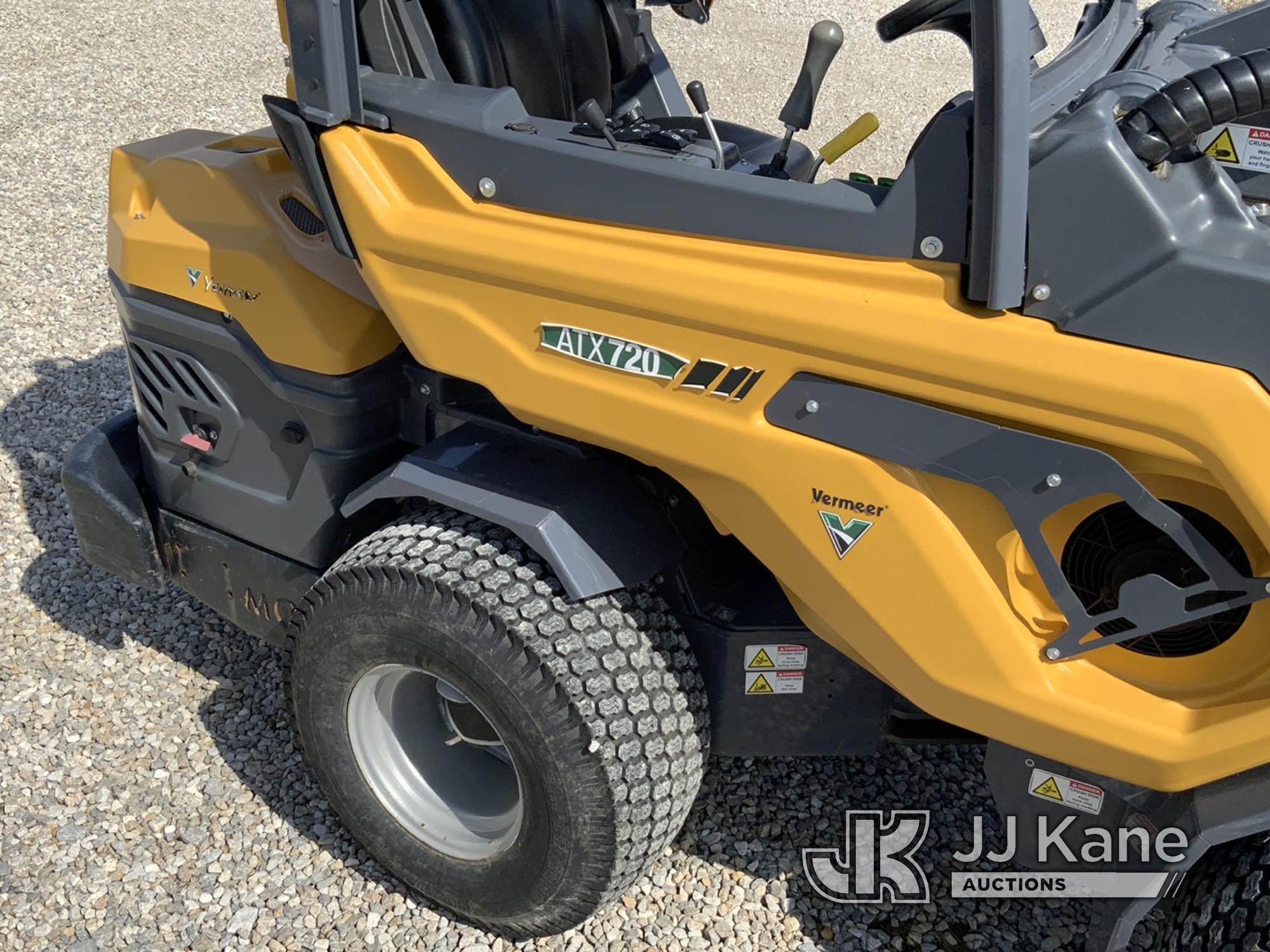 (Newburgh, IN) 2022 Vermeer ATX720 Compact Articulated Loader Runs & Operates) (Wrench Light On