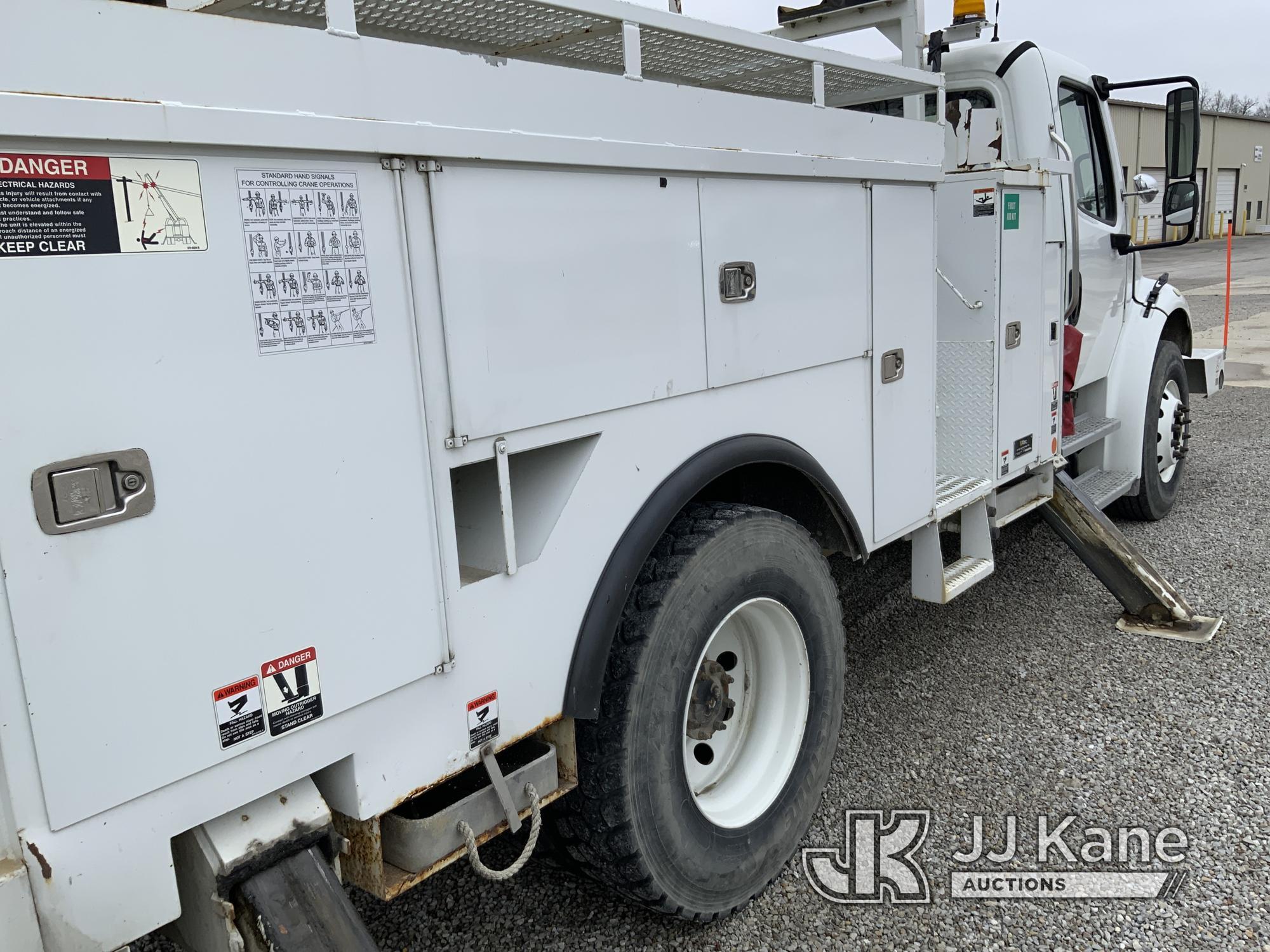 (Fort Wayne, IN) Altec DM47-TR, Digger Derrick rear mounted on 2010 Freightliner M2 106 Utility Truc