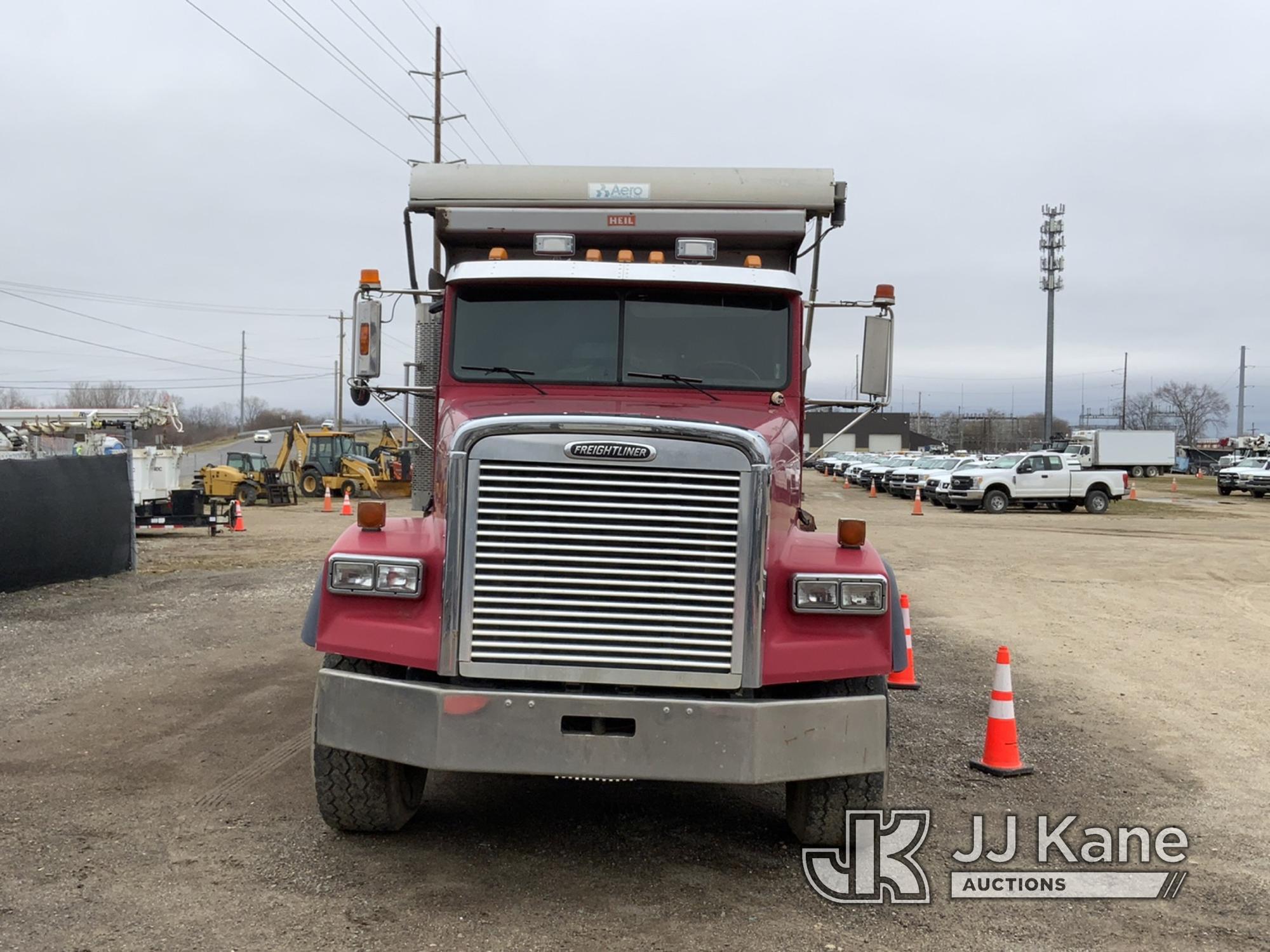 (Charlotte, MI) 2001 Freightliner FLD120SD Tri-Axle Dump Truck Runs, Moves, Operates, Drivers Door W