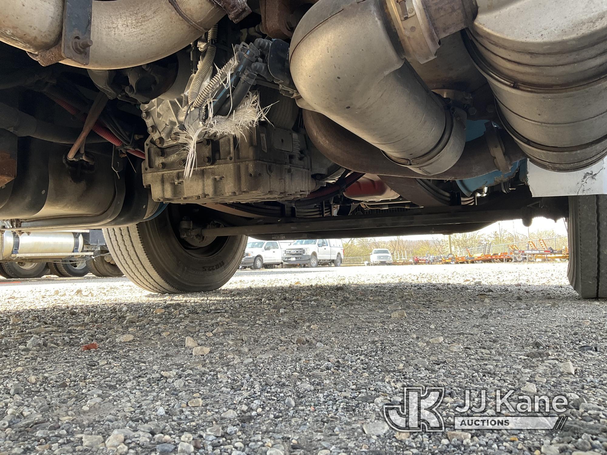 (Plymouth Meeting, PA) Terex Hi-Ranger HR-52M, Material Handling Bucket Truck center mounted on 2013