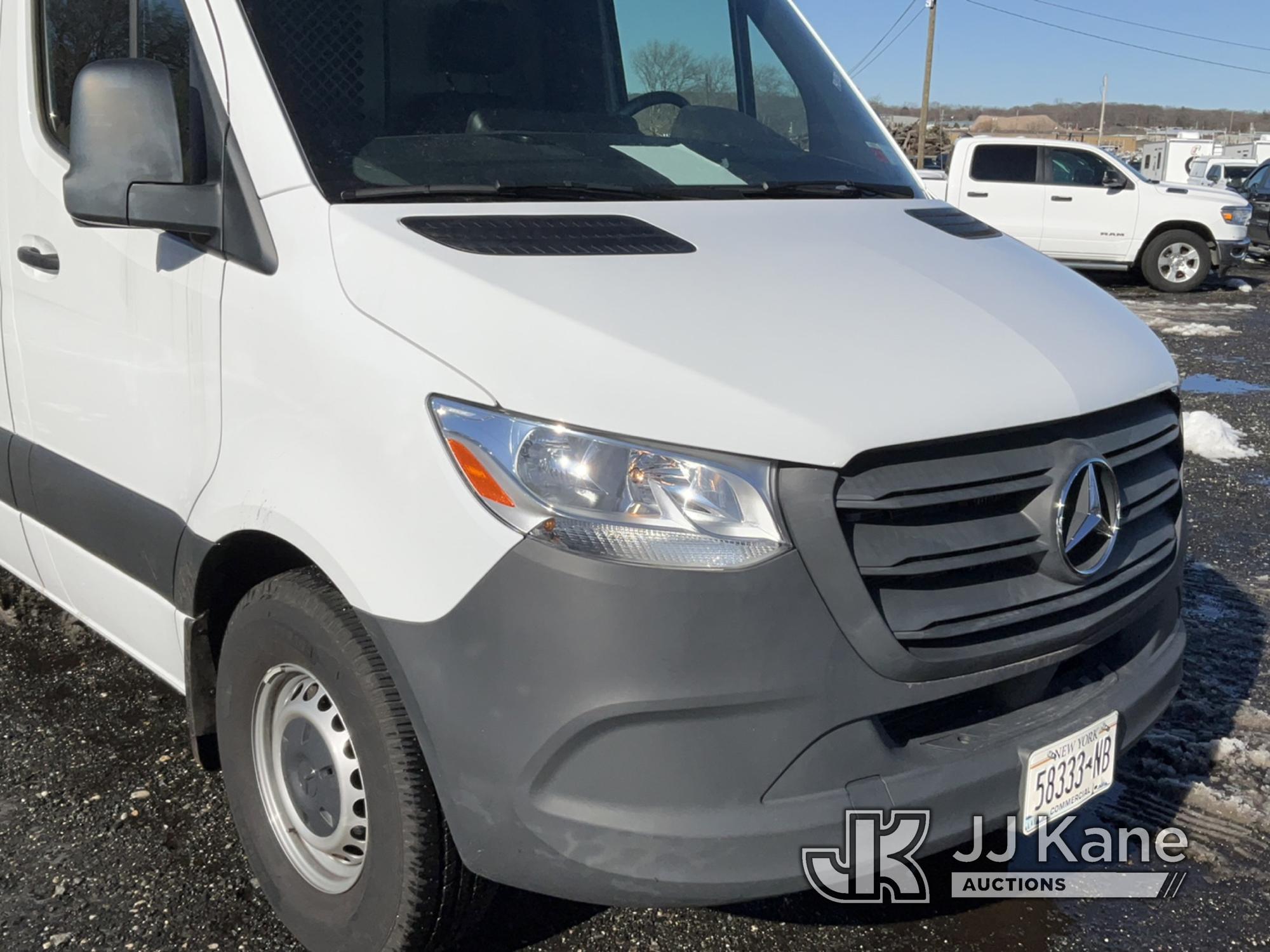 (Kings Park, NY) 2022 Mercedes-Benz Sprinter 2500 Cable Splicing Van Runs & Moves) (Inspection and R