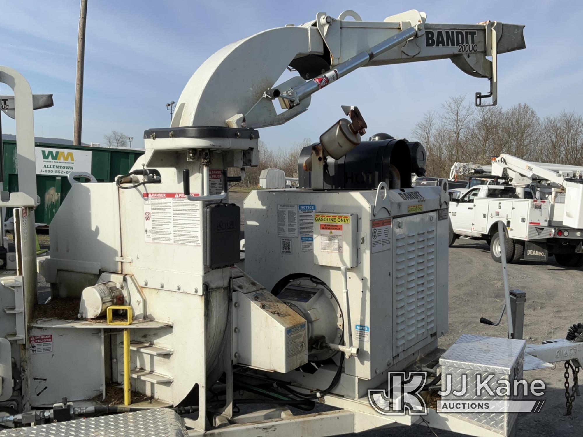 (Plains, PA) 2022 Bandit Industries Brush Bandit 200UC Portable Chipper (12 in Disc), Trailer Mounte