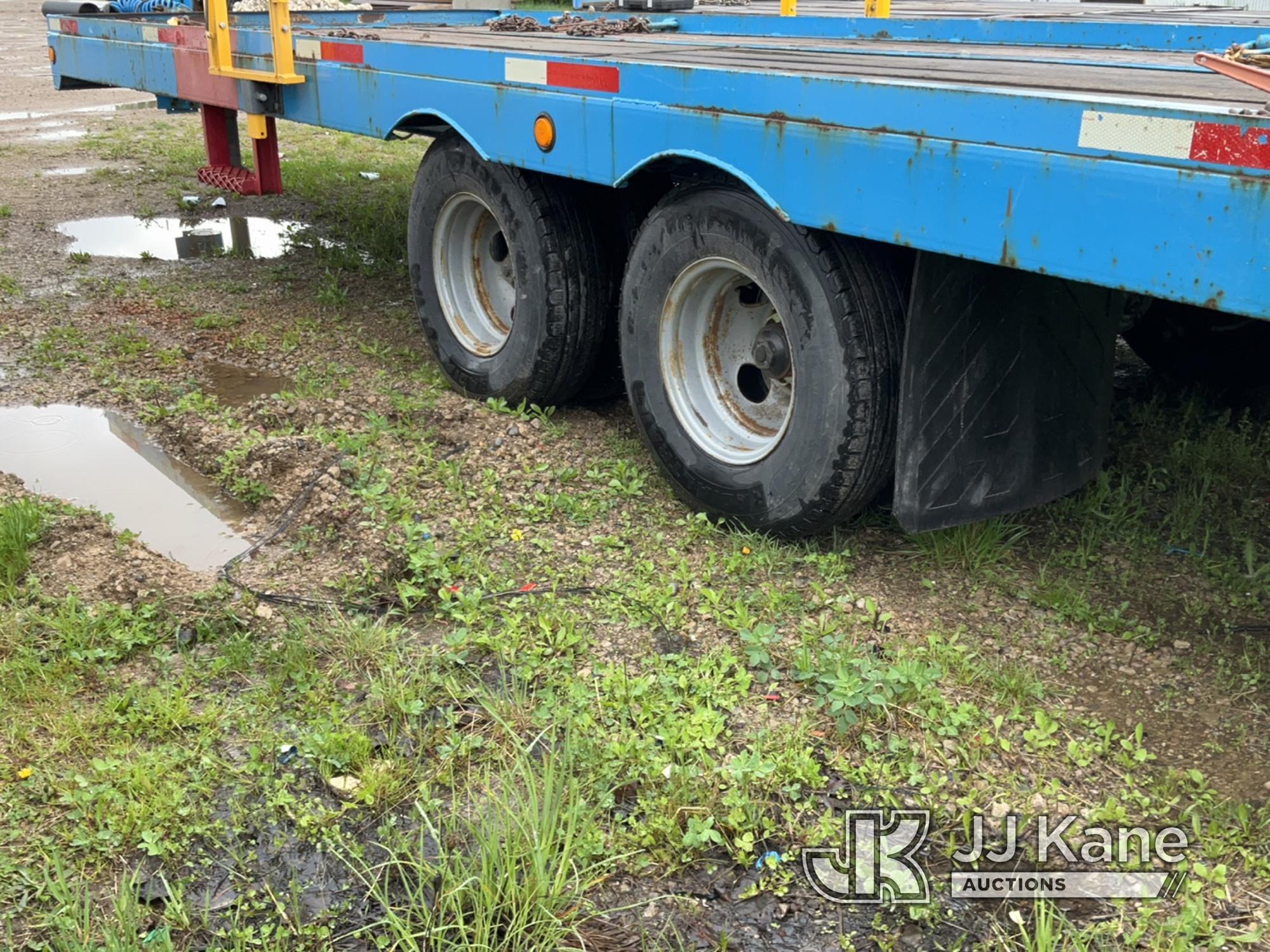 (Charlotte, MI) 2000 Allegheny FB-12T T/A Tagalong Flatbed Trailer Jack Operates