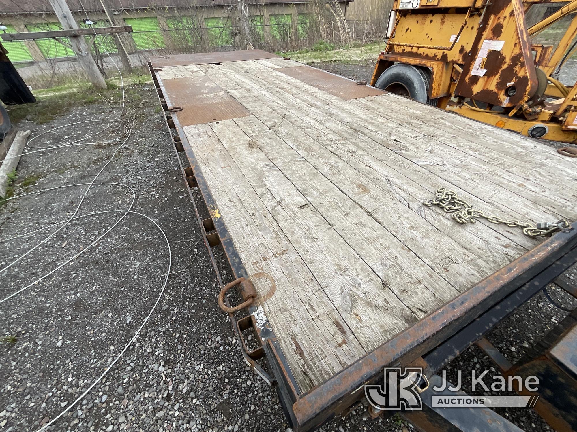 (Rochester, NY) 2008 Cam Superline T/A Tilt Deck Tagalong Equipment Trailer Rust Damage