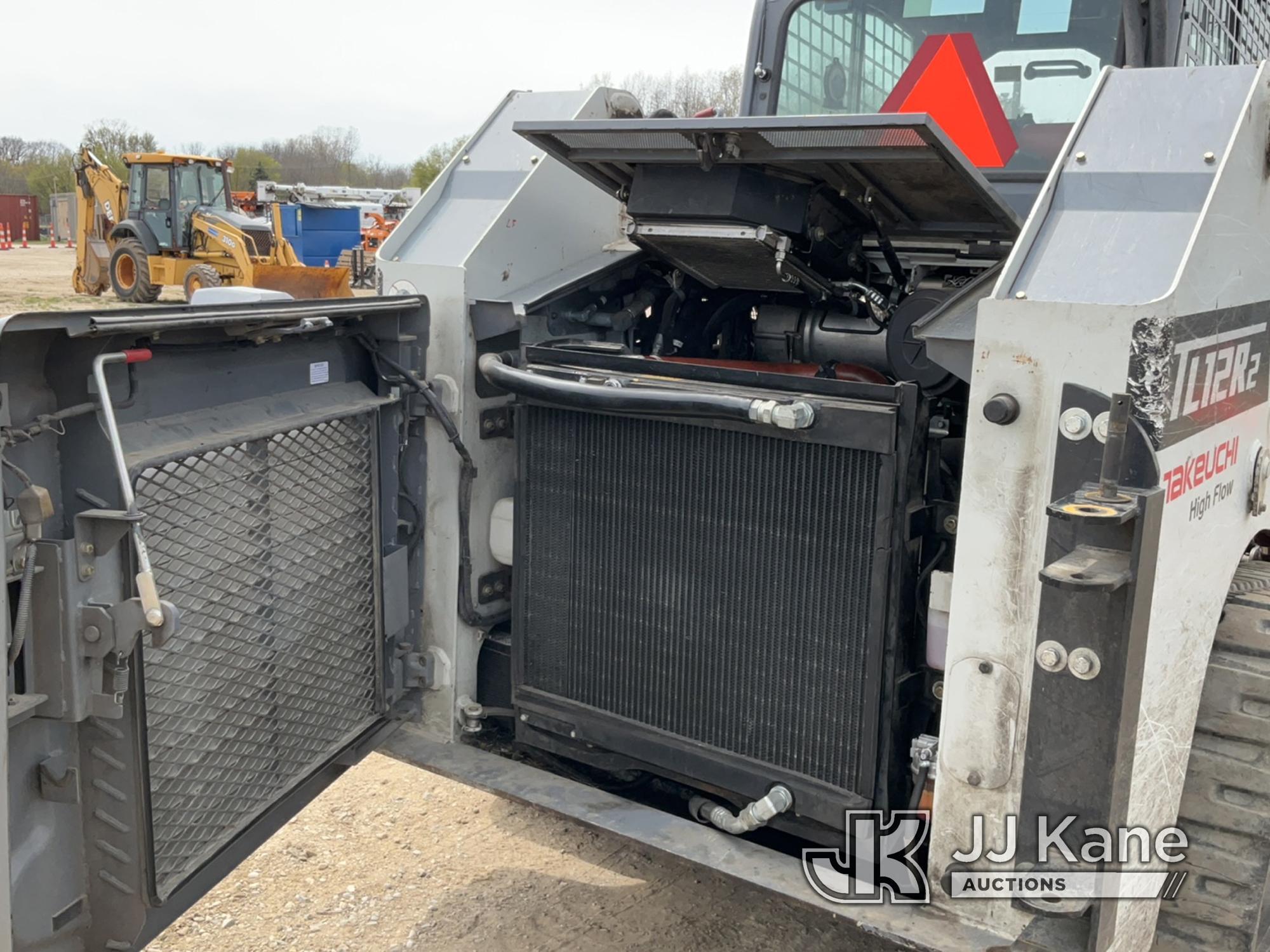 (Charlotte, MI) 2019 Takeuchi TL12 Skid Steer Loader Runs, Moves, Loader Operates, Smoky Exhaust, Mu