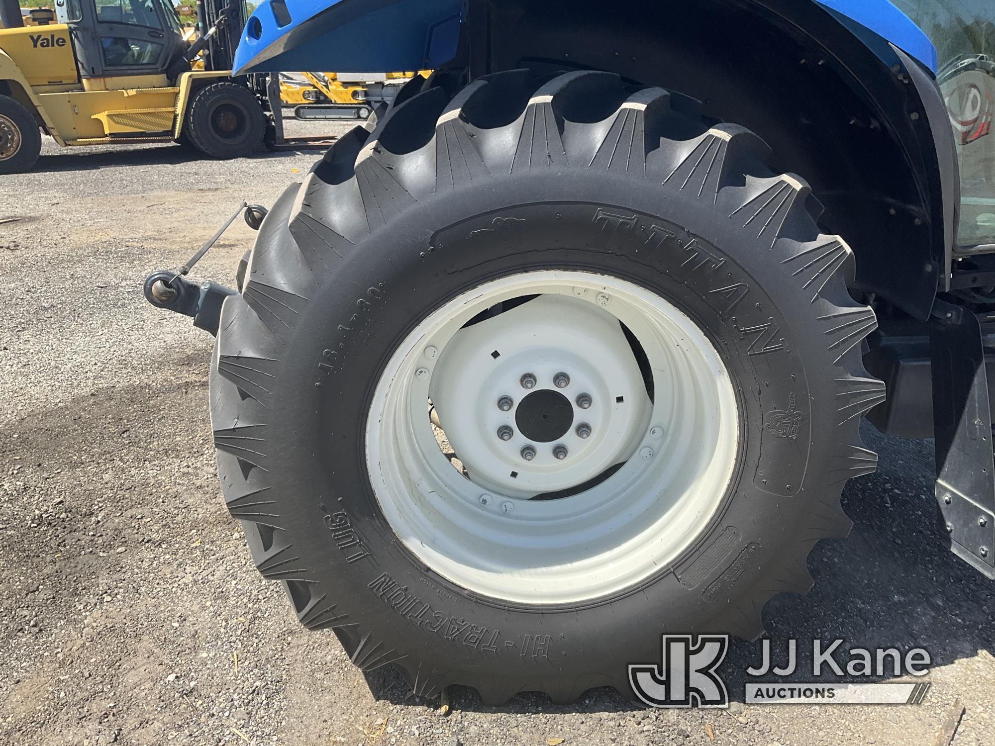 (Plymouth Meeting, PA) 2004 New Holland TS100A Utility Tractor Runs & Moves