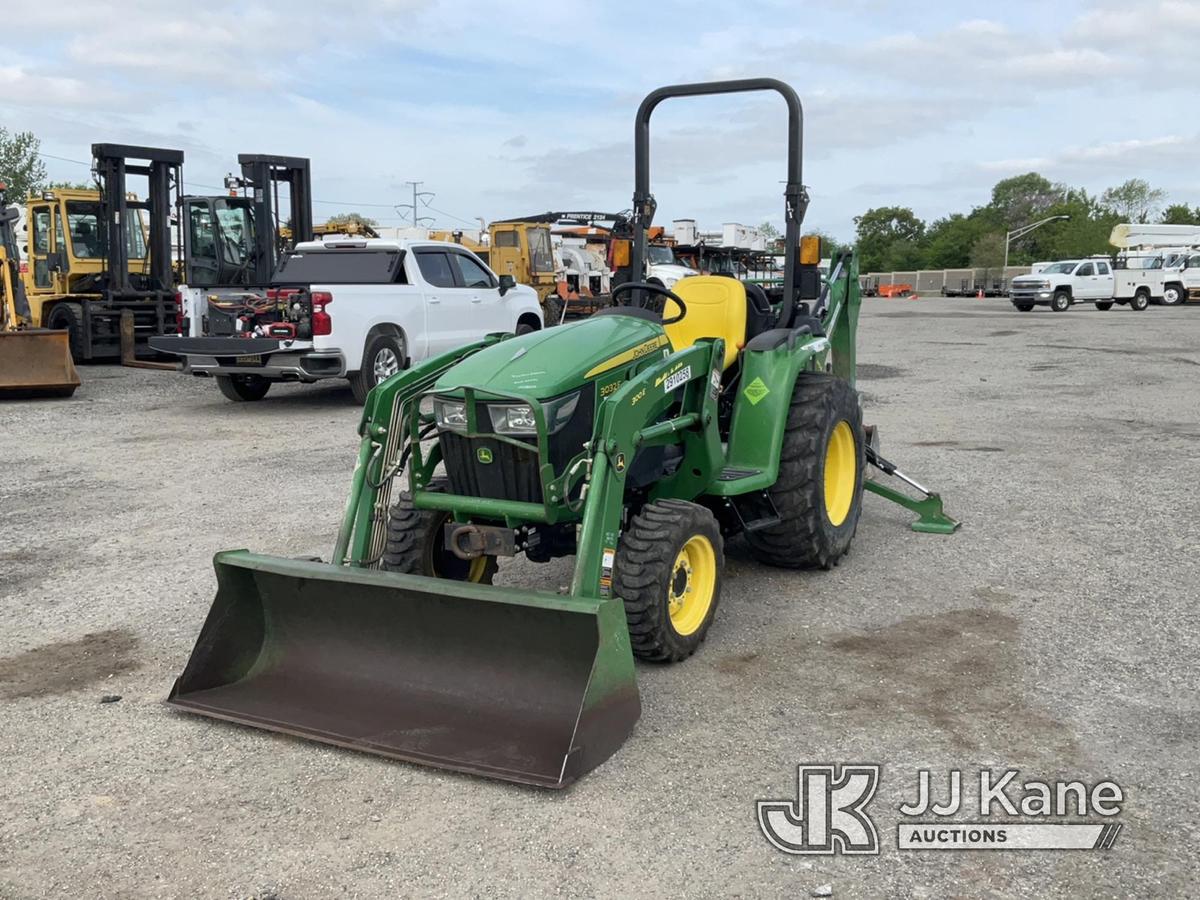 (Plymouth Meeting, PA) 2020 John Deere 3032E 4X4 Mini Utility Tractor Loader Backhoe Runs, Moves & O