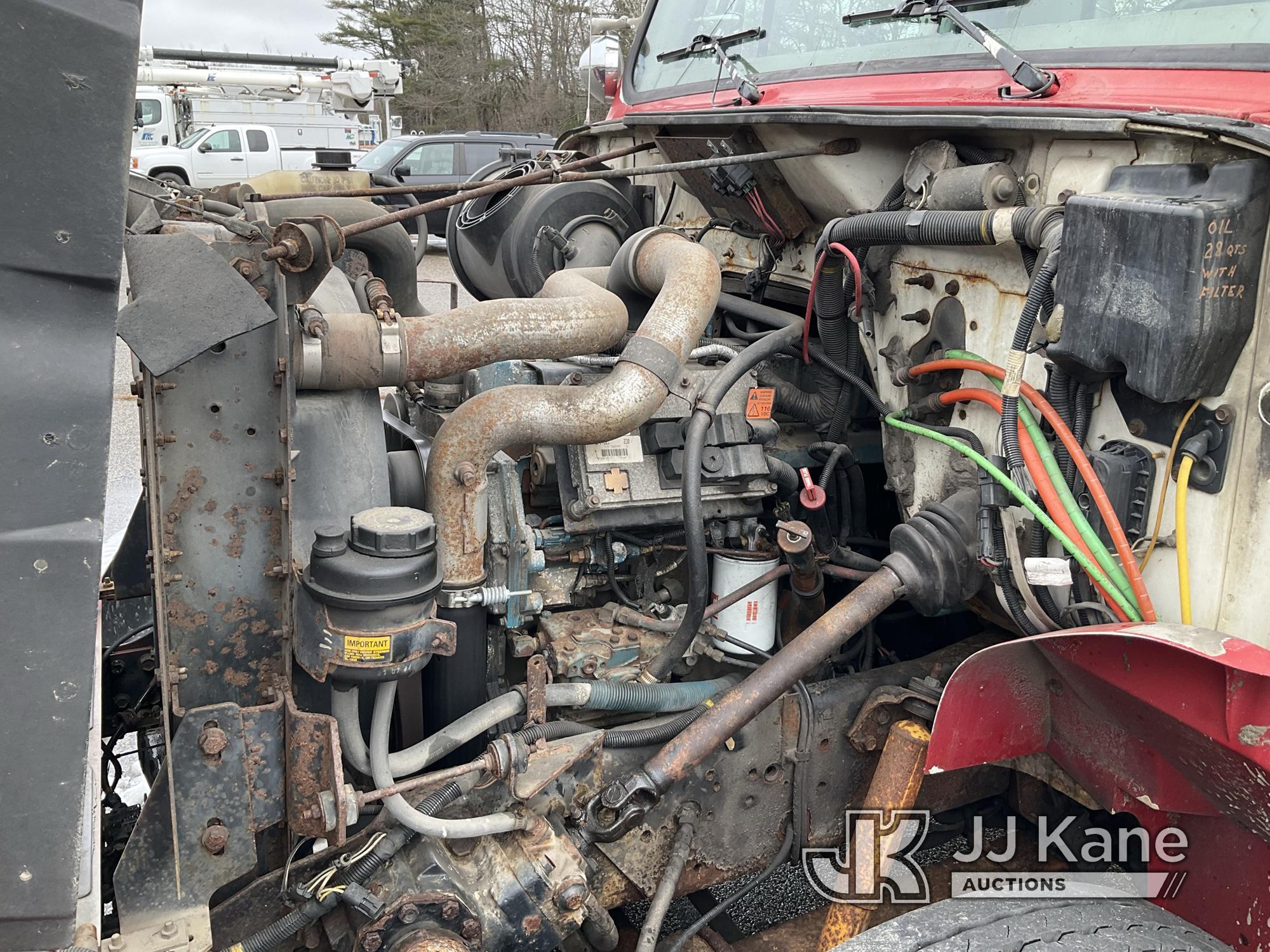 (Wells, ME) Altec D947-BR, Digger Derrick rear mounted on 1999 International 4900 Flatbed/Utility Tr