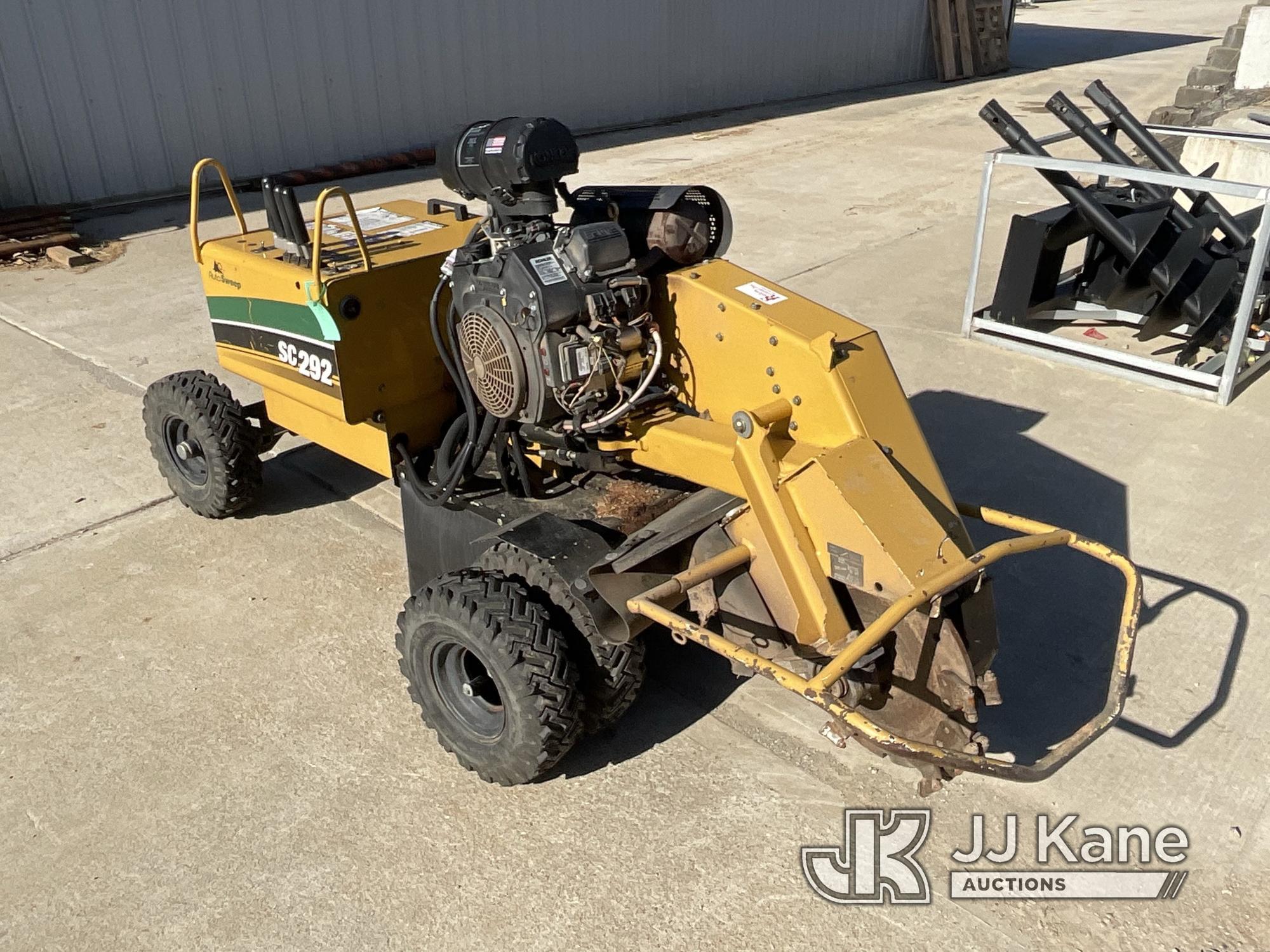 (Bedford, IN) 2014 Vermeer Corporation SC292 Stump Grinder Runs & Operates