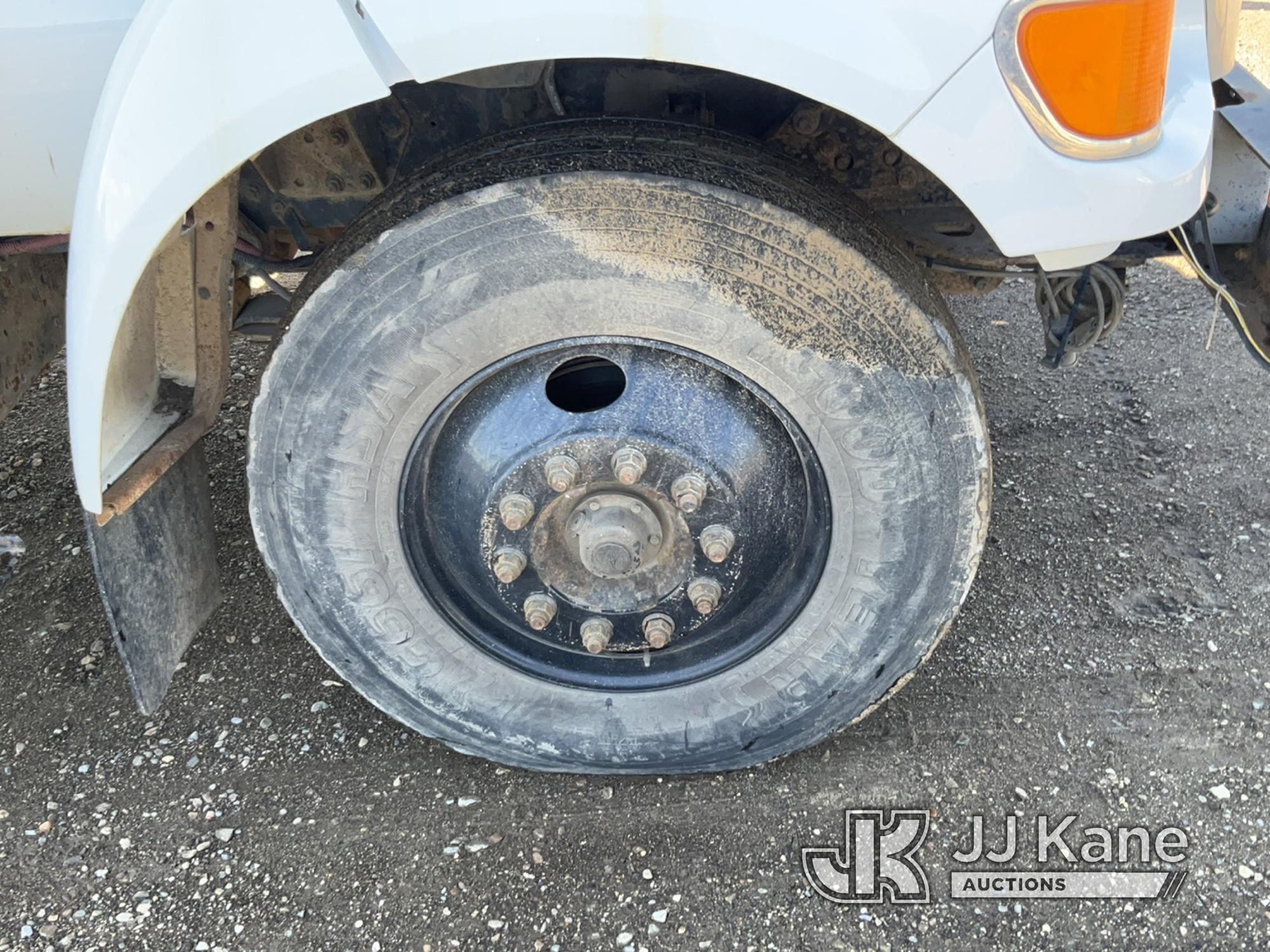 (Charlotte, MI) Altec LR756, Over-Center Bucket Truck mounted behind cab on 2013 Ford F750 Chipper D