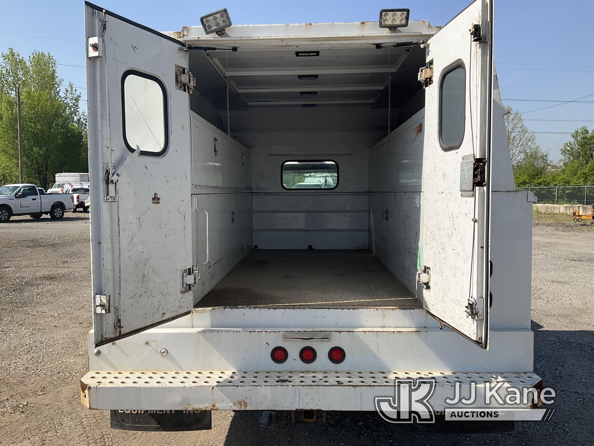 (Plymouth Meeting, PA) 2011 Ford F450 4x4 Enclosed Service Truck Runs Rough & Moves, Check Engine Li