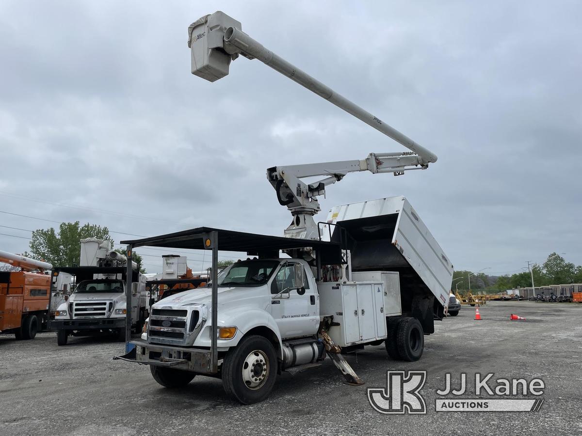 (Plymouth Meeting, PA) Altec LR760E70, Over-Center Elevator Bucket Truck mounted behind cab on 2013