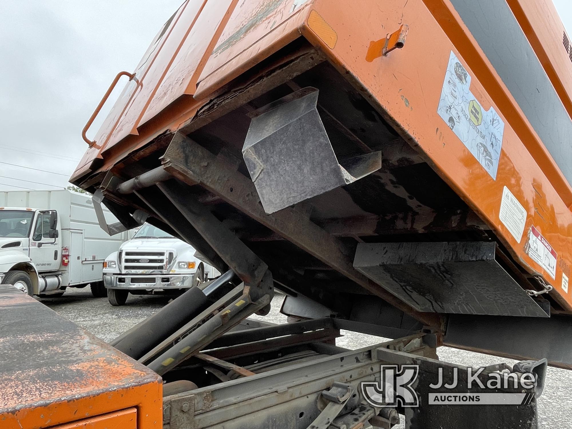 (Plymouth Meeting, PA) Versalift SST40EIH, Articulating & Telescopic Bucket Truck , 2012 Ford F550 4