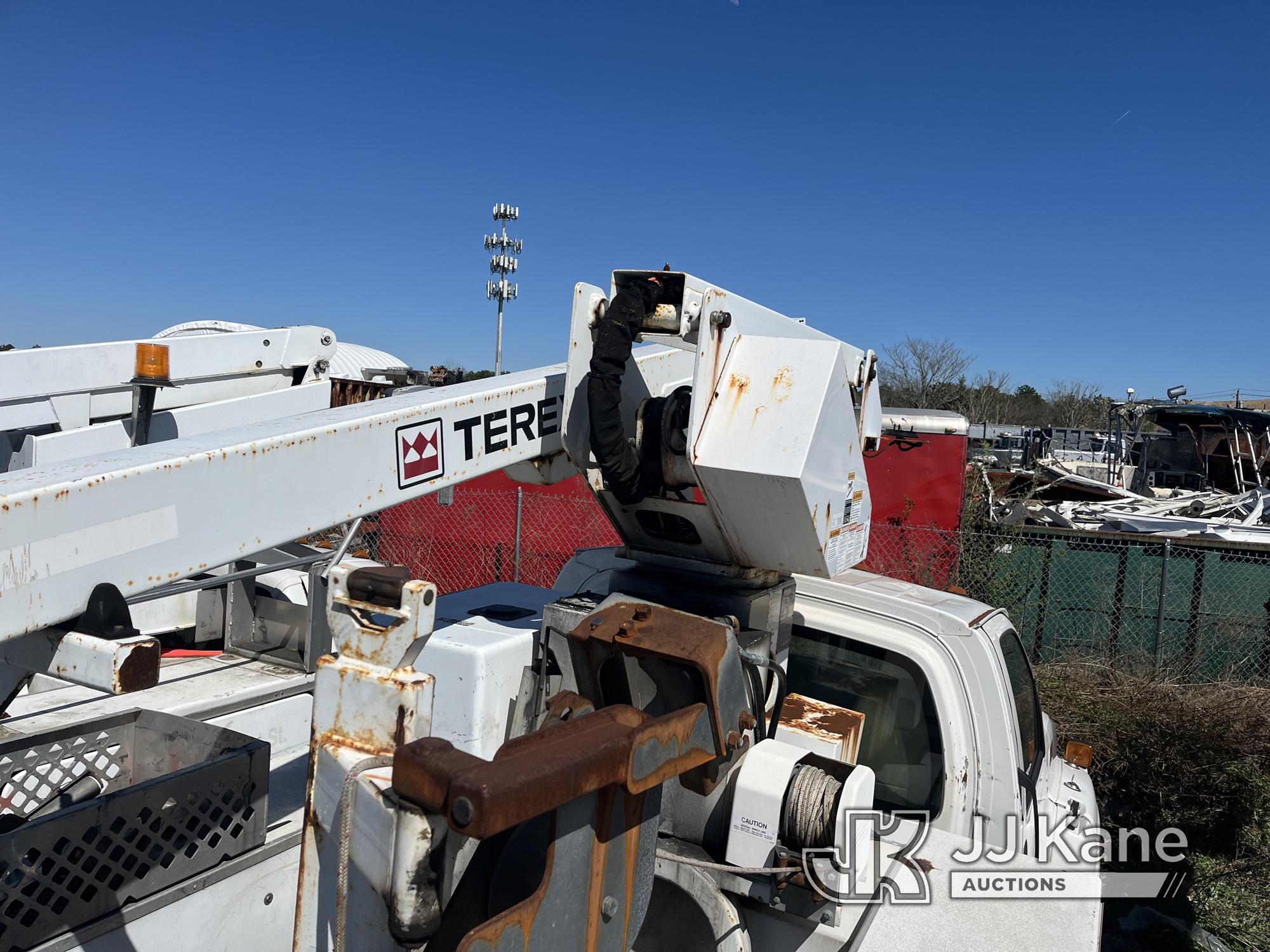 (Bellport, NY) Terex TCP36, Articulating & Telescopic Non-Insulated Bucket Truck mounted on 2007 GMC