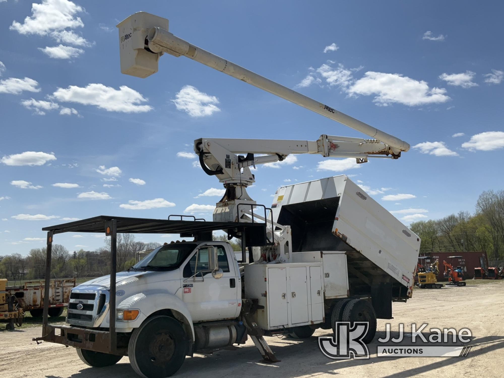 (Charlotte, MI) Altec LR760E70, Over-Center Elevator Bucket Truck mounted behind cab on 2013 Ford F7