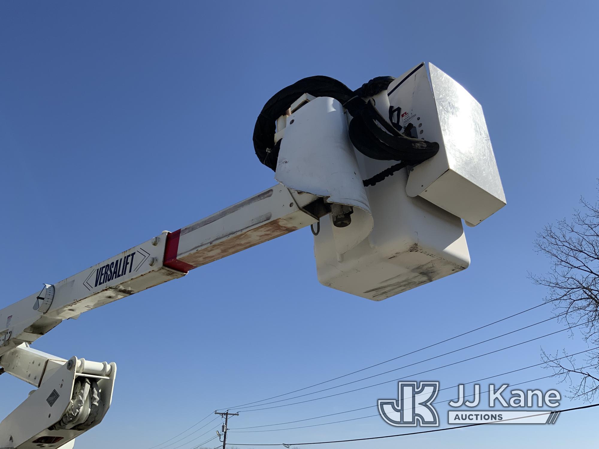 (Fort Wayne, IN) Versalift VST236I01, Articulating & Telescopic Bucket Truck mounted behind cab on 2