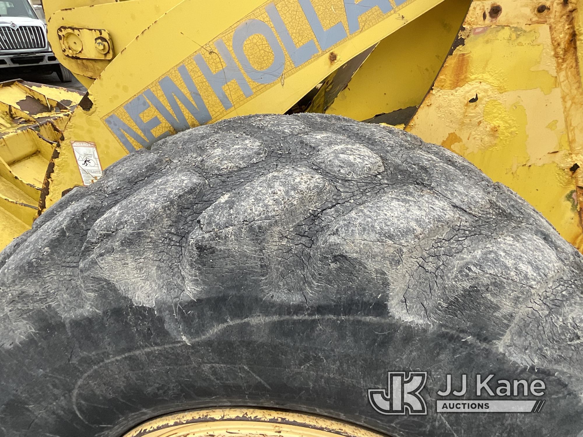 (Rome, NY) 2004 New Holland LW130 Articulating Wheel Loader runs, moves, & operates - per seller: ne