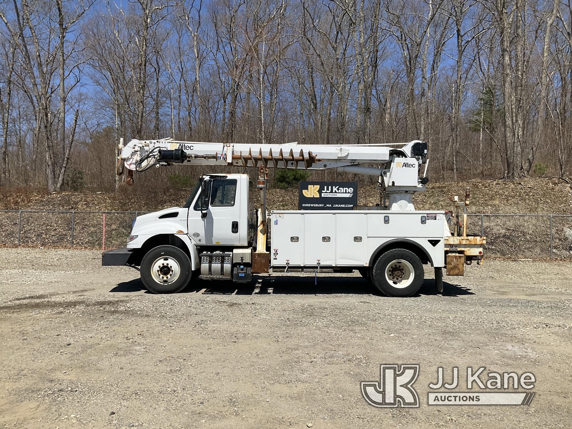 (Shrewsbury, MA) Altec DM47B-TR, Digger Derrick rear mounted on 2019 International Durastar 4300 Fla