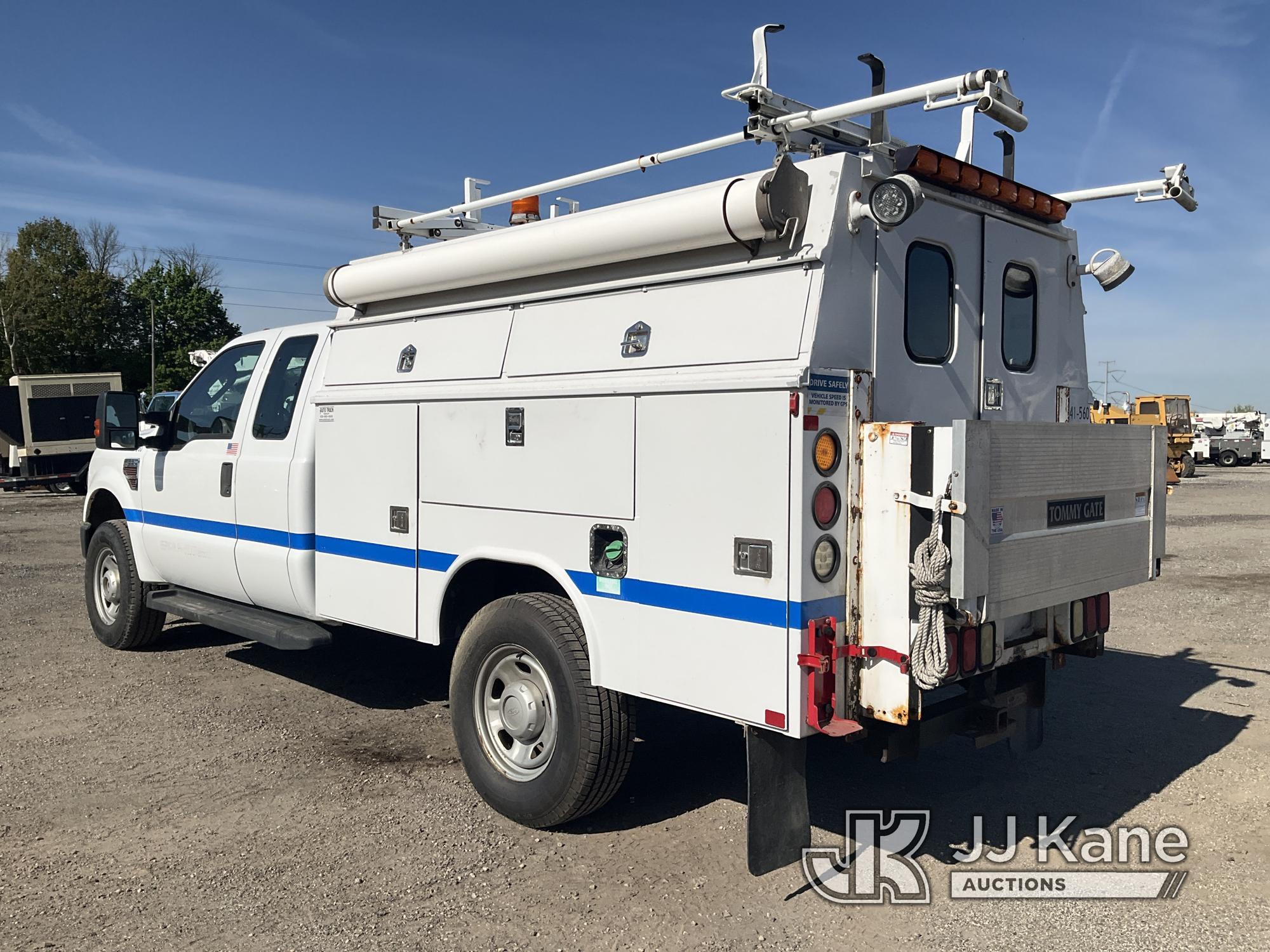 (Plymouth Meeting, PA) 2010 Ford F350 4x4 Extended-Cab Enclosed Service Truck Runs & Moves, Check En