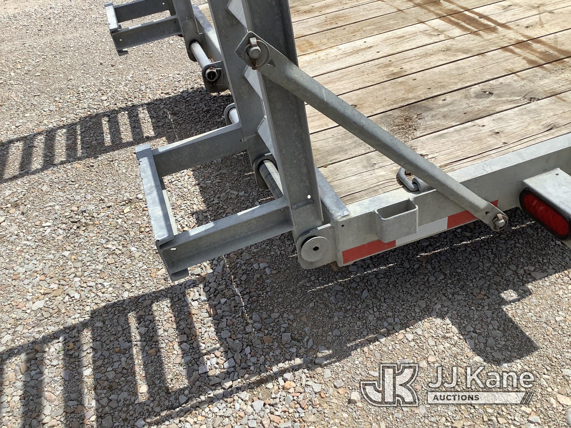 (Smock, PA) 2019 Cam Superline 7CAM20C T/A Galvanized Tagalong Equipment Trailer Broken Deck Board,