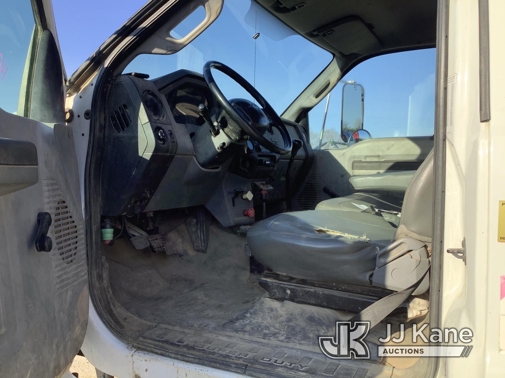 (Houston, PA) 2013 Ford F750 Dump Truck Runs, Moves & Operates) (Check Engine Light On, Rust & Body