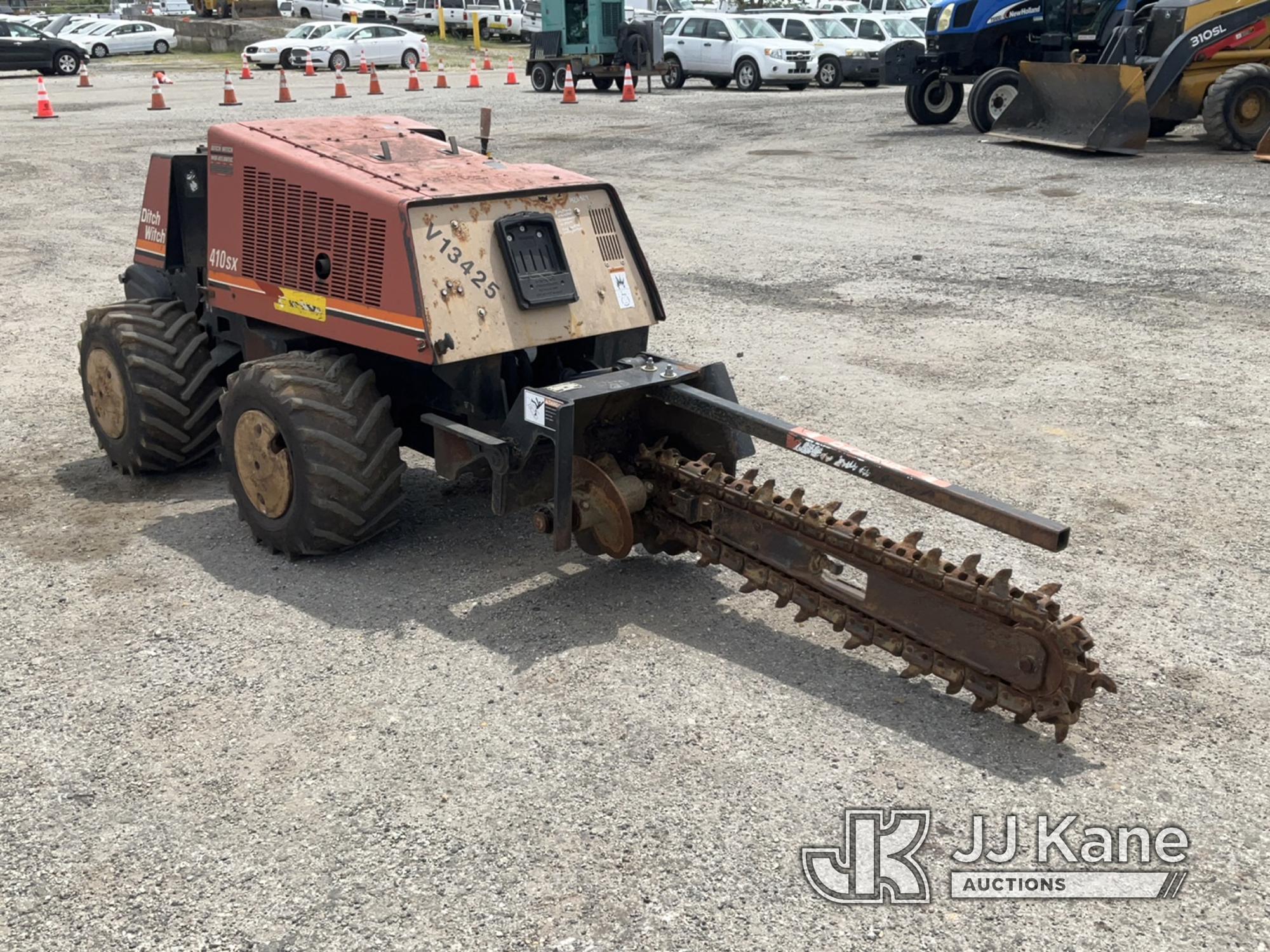 (Plymouth Meeting, PA) 2006 Ditch Witch 410SX Rubber Tired Vibratory Cable Plow/Trencher Runs, Moves