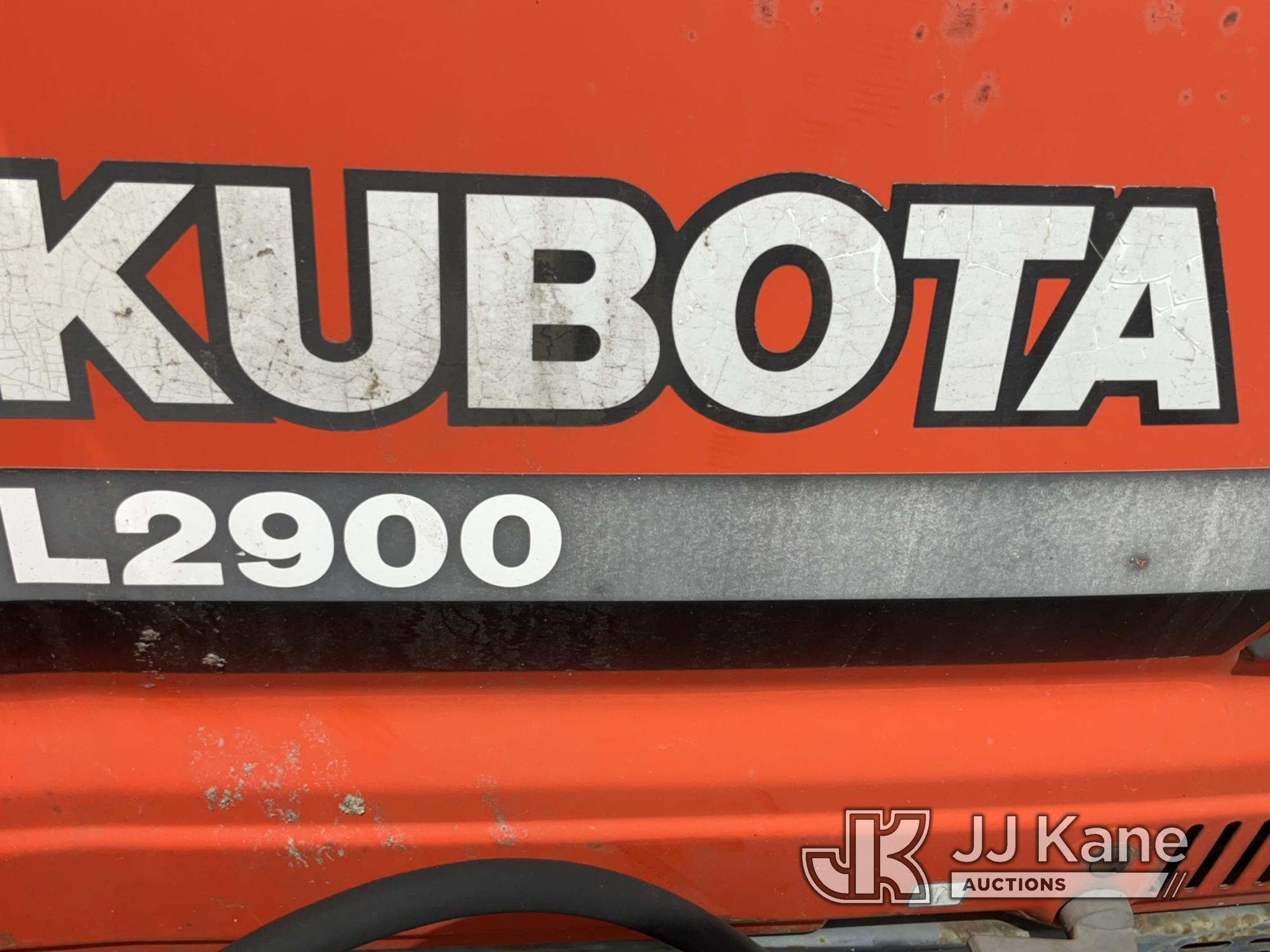 (Charlotte, MI) Kubota L2900 Rubber Tired Tractor Not Running, Condition Unknown, No Crank with Jump