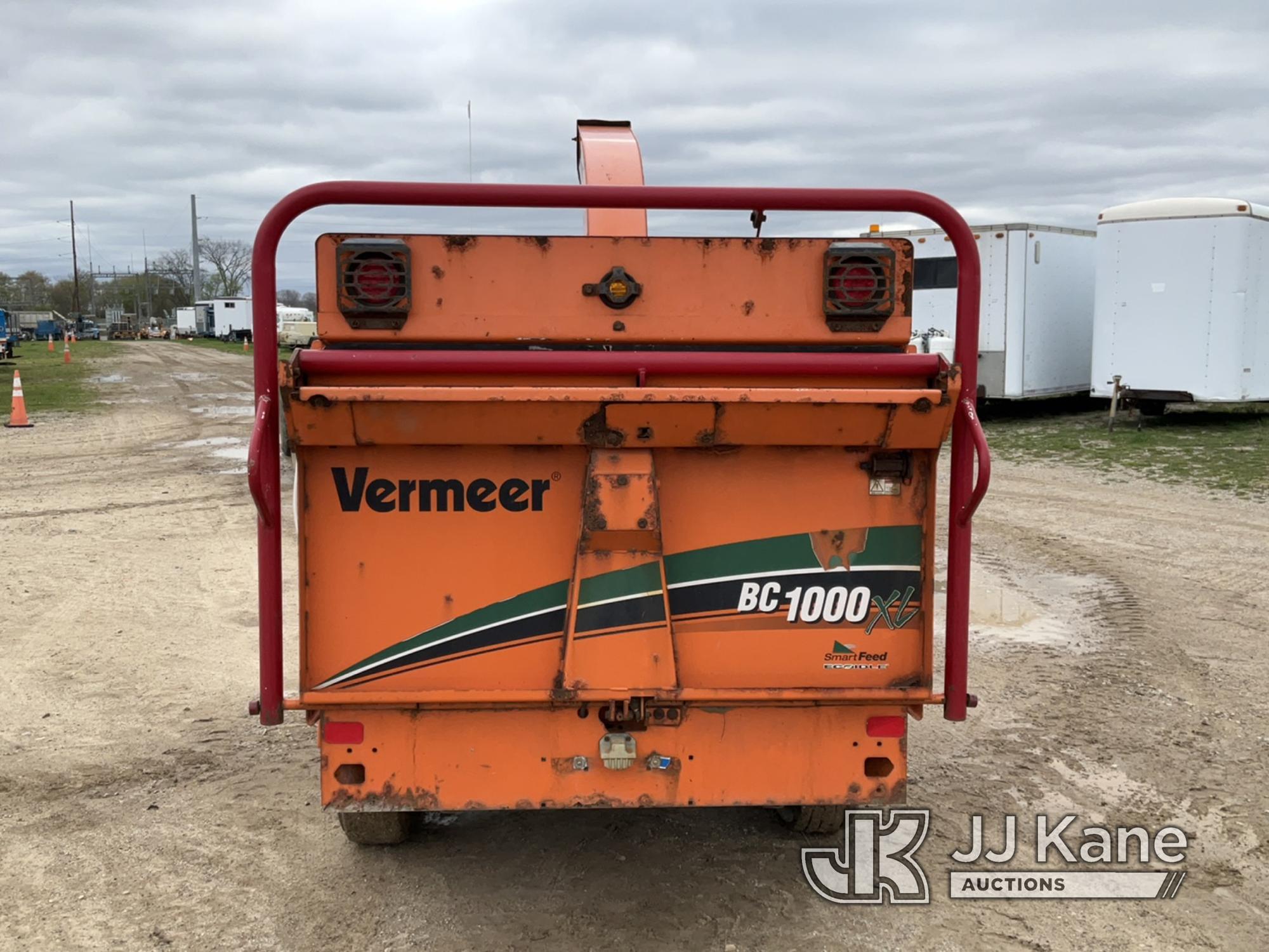 (Charlotte, MI) 2014 Vermeer BC1000XL Chipper (12in Drum) Condition Unknown, No Crank, No Key, Hour