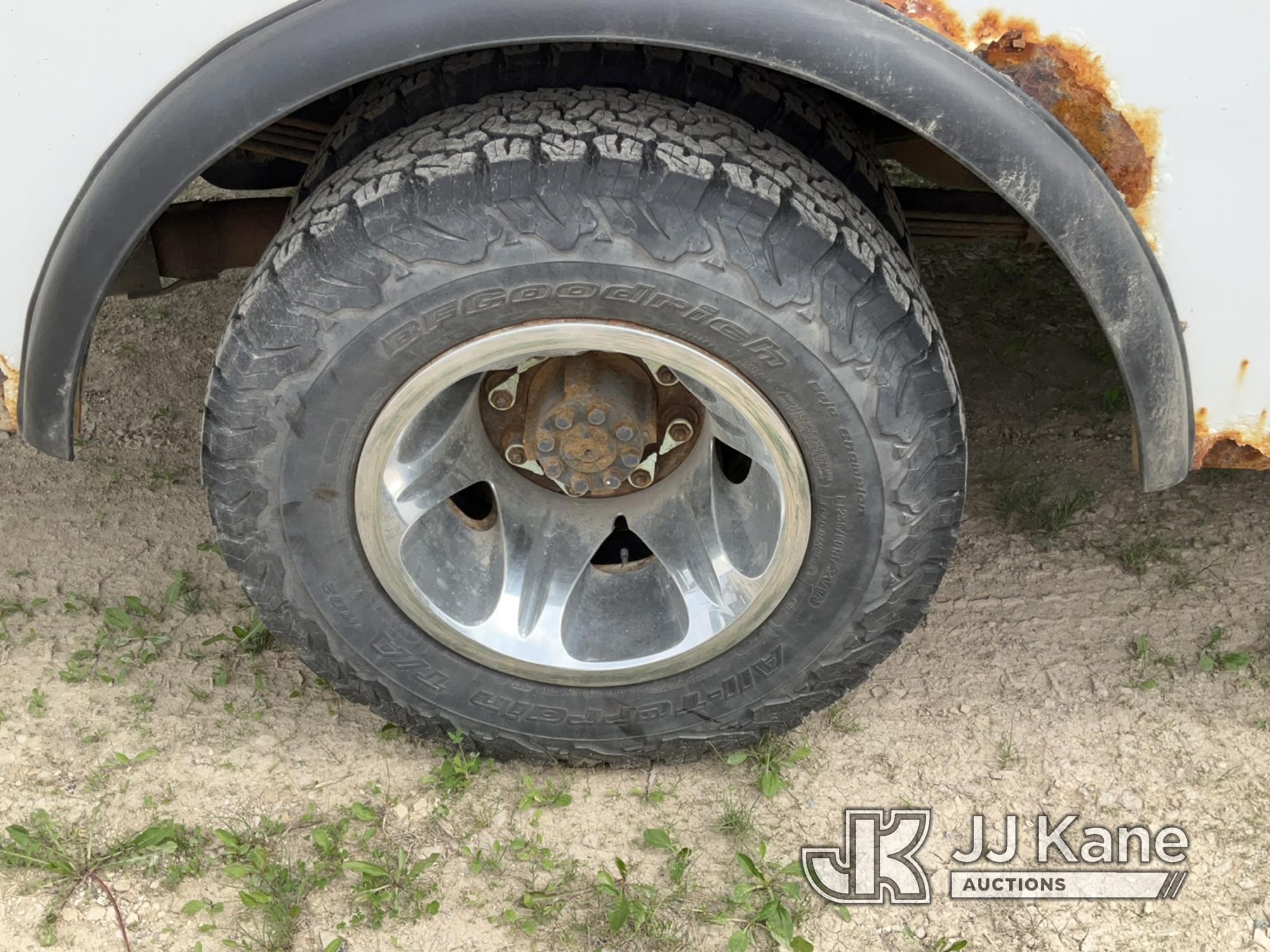 (Charlotte, MI) 2013 Chevrolet Silverado 3500HD 4x4 Service Truck No Crank With Jump, Condition Unkn