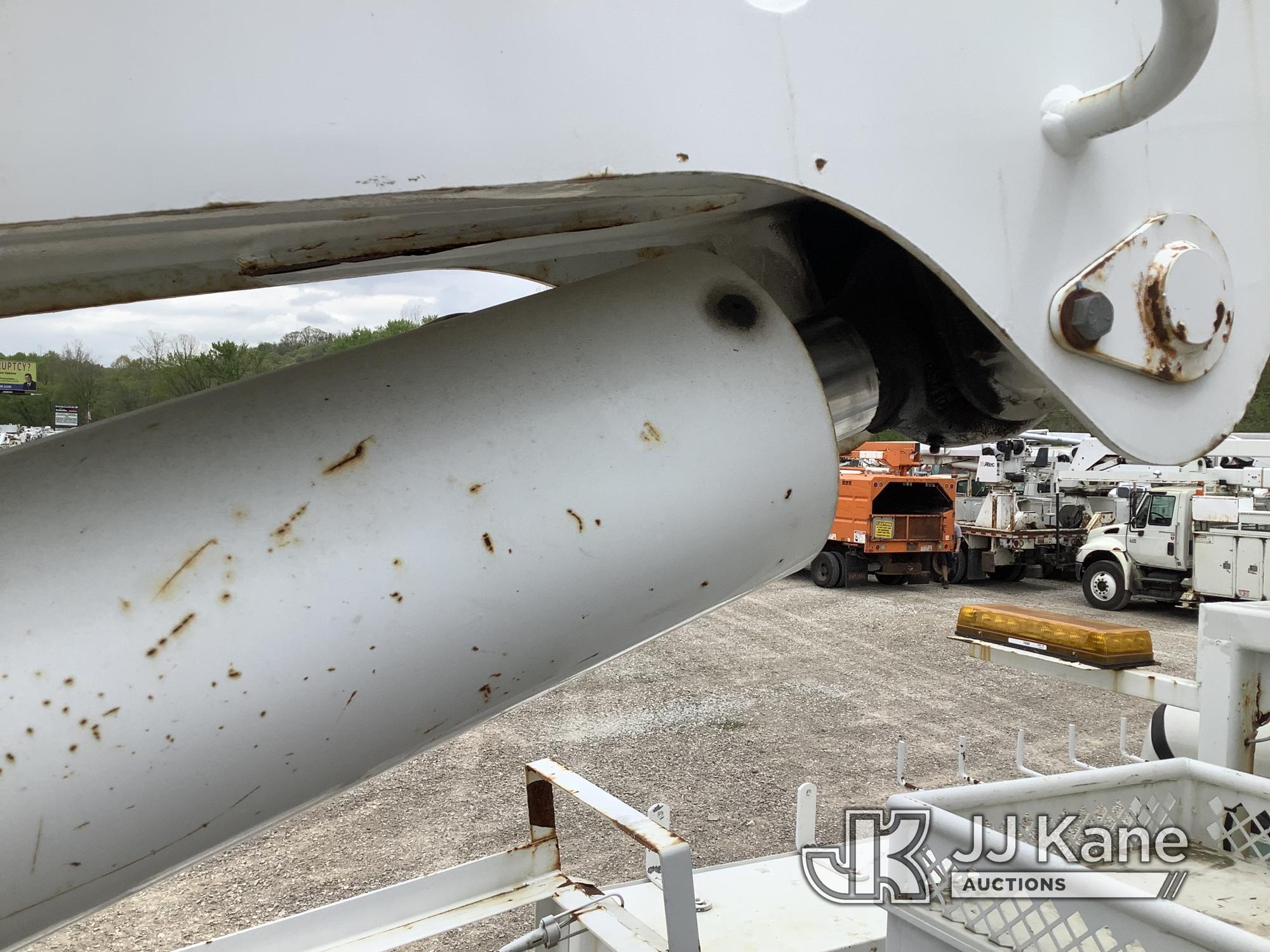 (Smock, PA) Altec AM55-MH, Over-Center Material Handling Bucket rear mounted on 2009 Freightliner M2