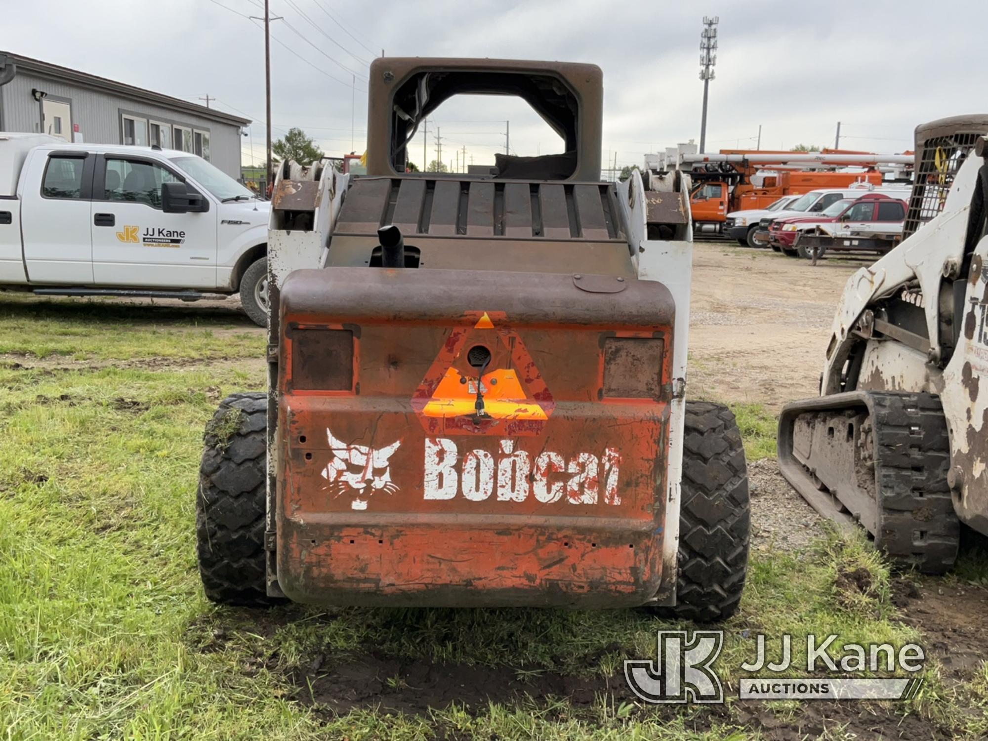 (Charlotte, MI) 2003 Bobcat S220 Rubber Tired Skid Steer Loader Runs, Moves, Key Broken Off In Ignit